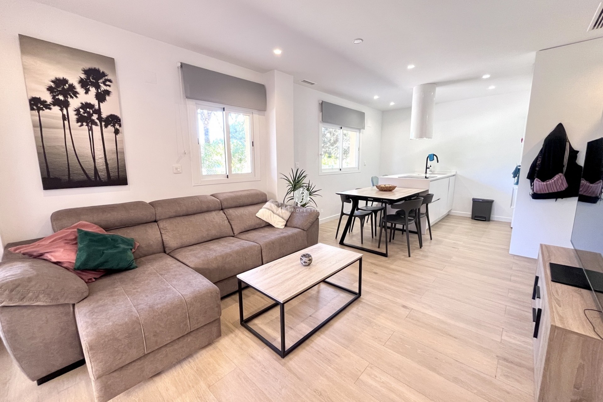 Tweedehands - Appartement / flat -
La Mata - Costa Blanca