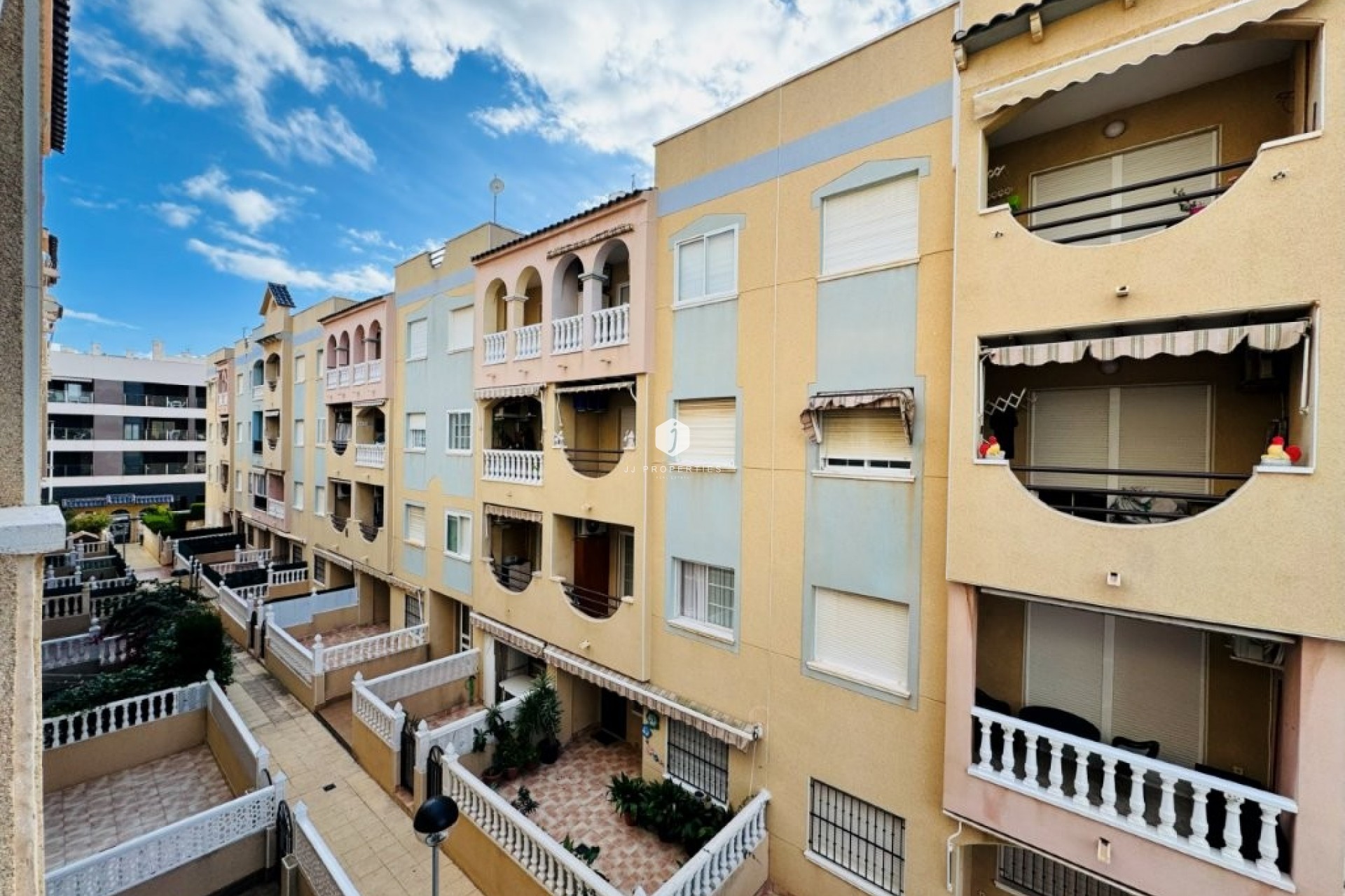 Tweedehands - Appartement / flat -
La Mata - Costa Blanca
