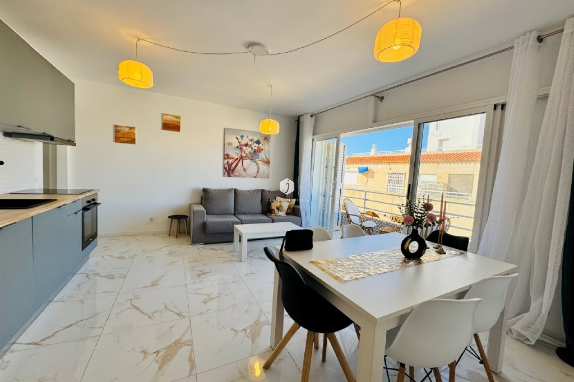 Tweedehands - Appartement / flat -
La Mata - Costa Blanca