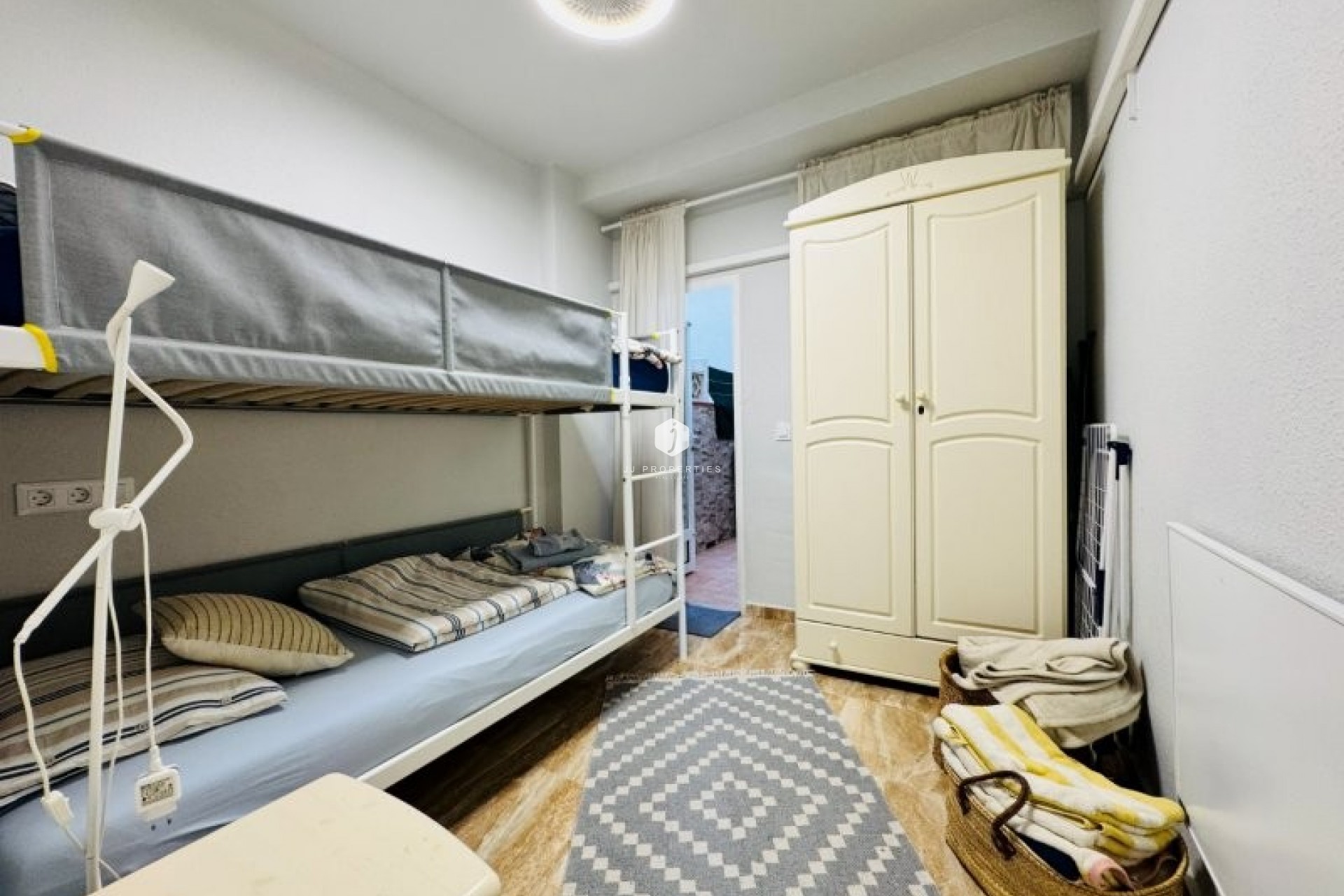 Tweedehands - Appartement / flat -
La Mata - Costa Blanca