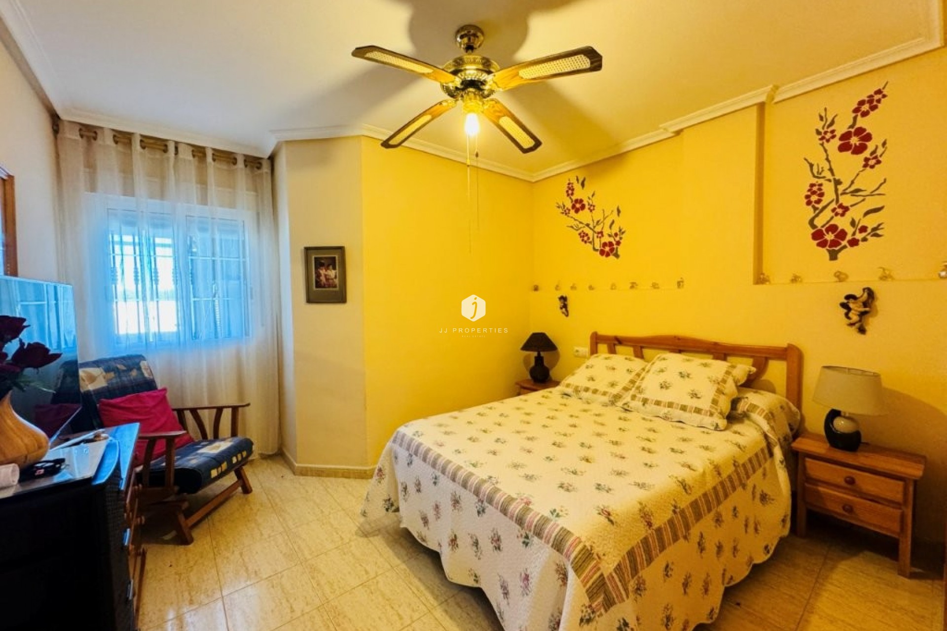 Tweedehands - Appartement / flat -
La Mata - Costa Blanca