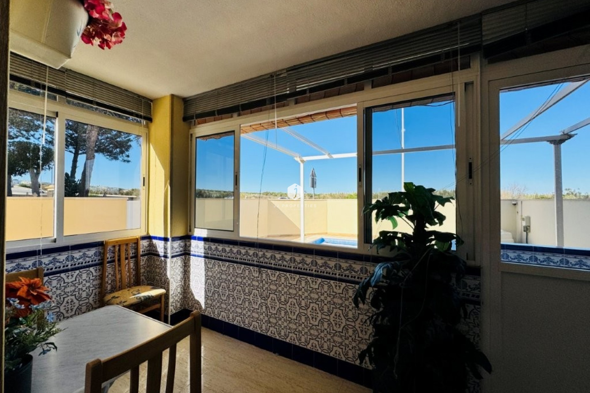 Tweedehands - Appartement / flat -
La Mata - Costa Blanca