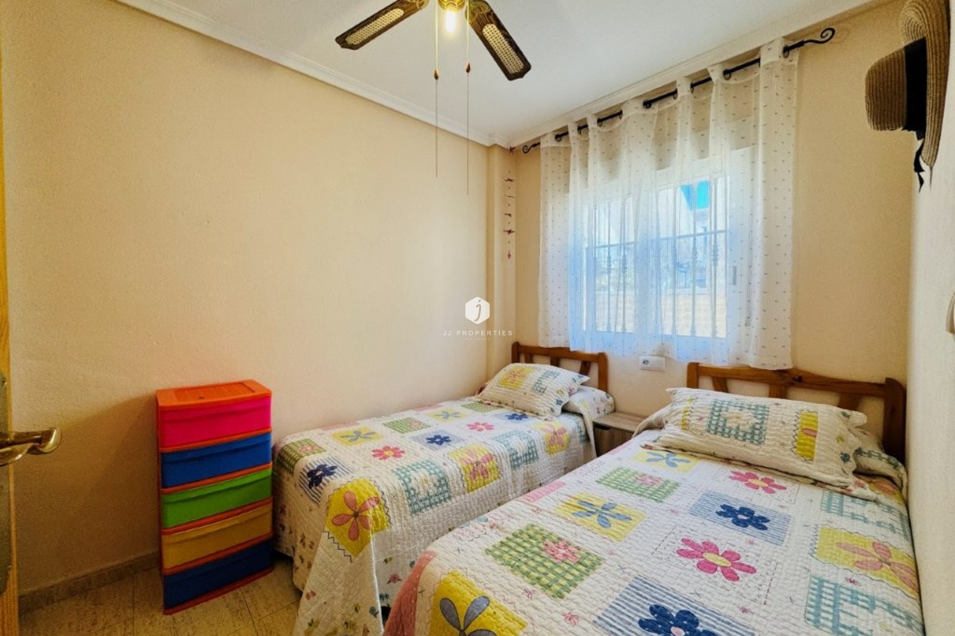 Tweedehands - Appartement / flat -
La Mata - Costa Blanca