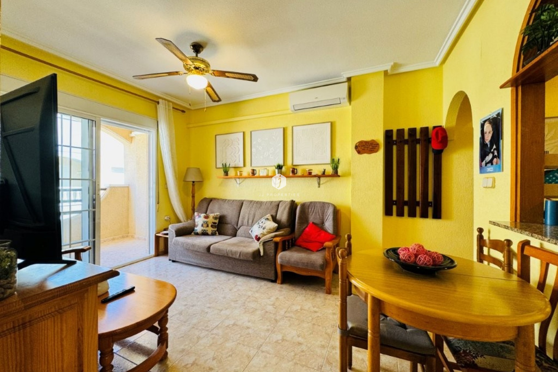 Tweedehands - Appartement / flat -
La Mata - Costa Blanca