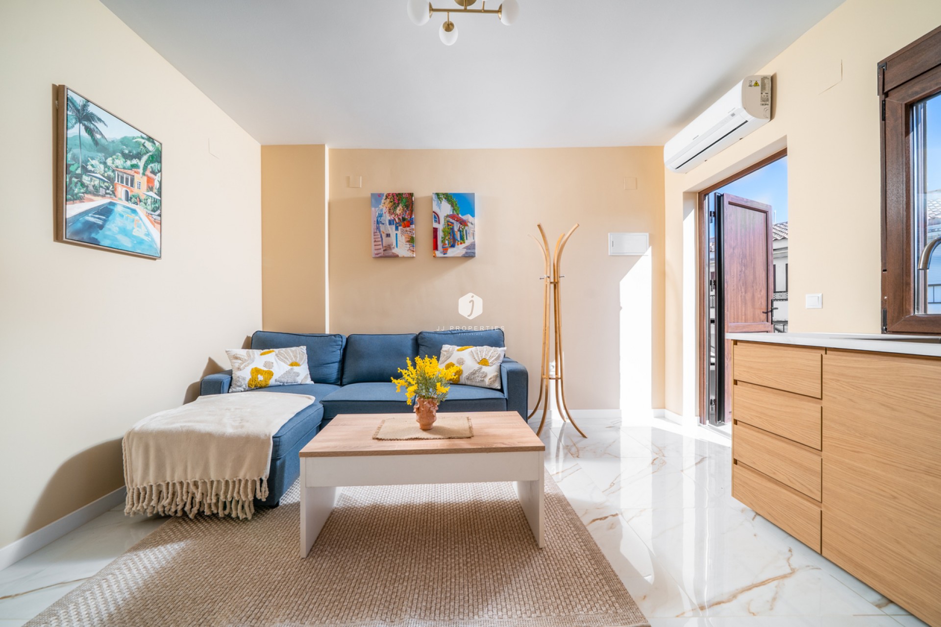 Tweedehands - Appartement / flat -
La Mata - Costa Blanca
