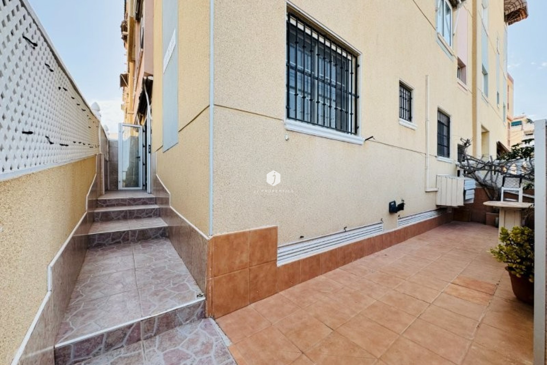 Tweedehands - Appartement / flat -
La Mata - Costa Blanca