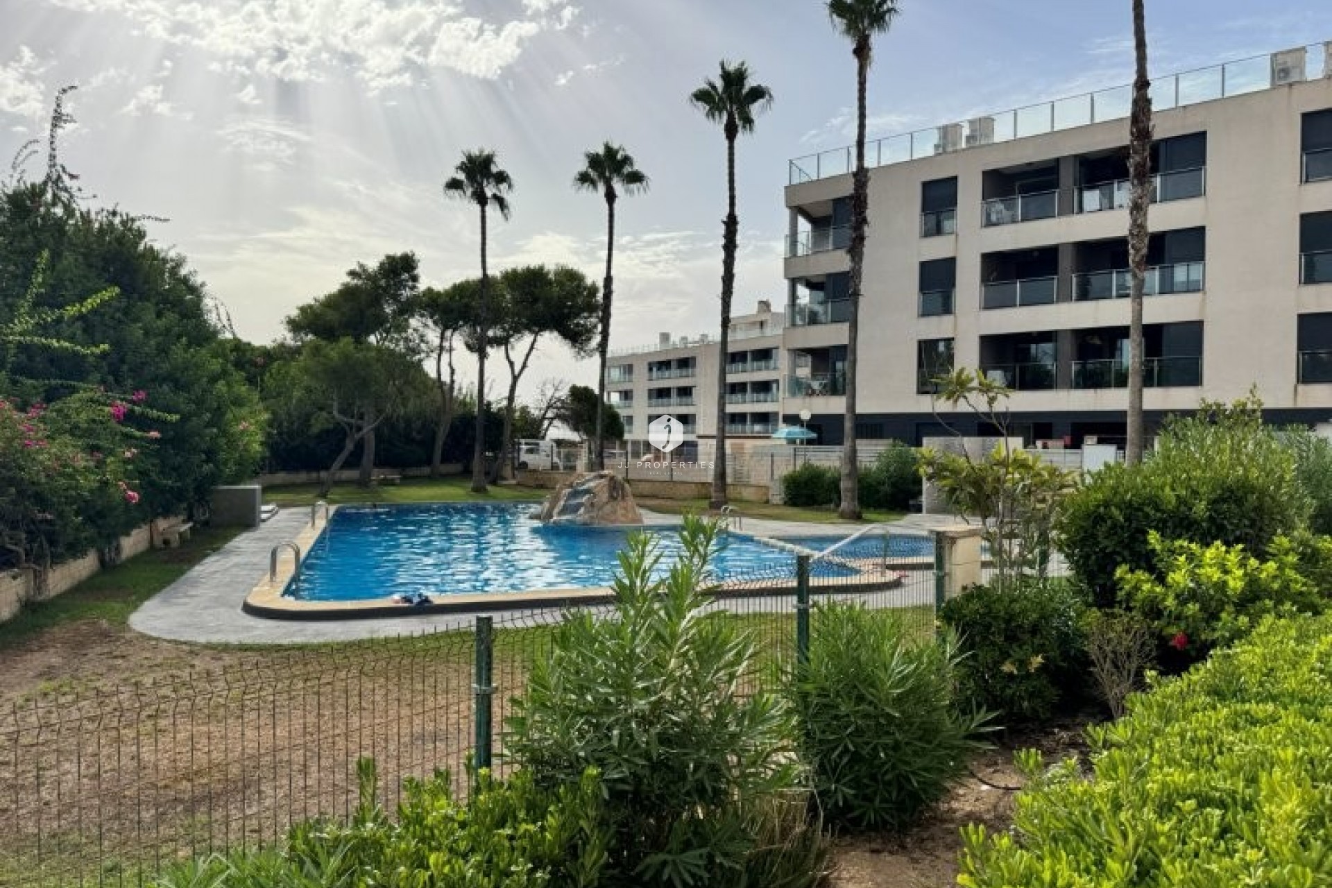 Tweedehands - Appartement / flat -
La Mata - Costa Blanca