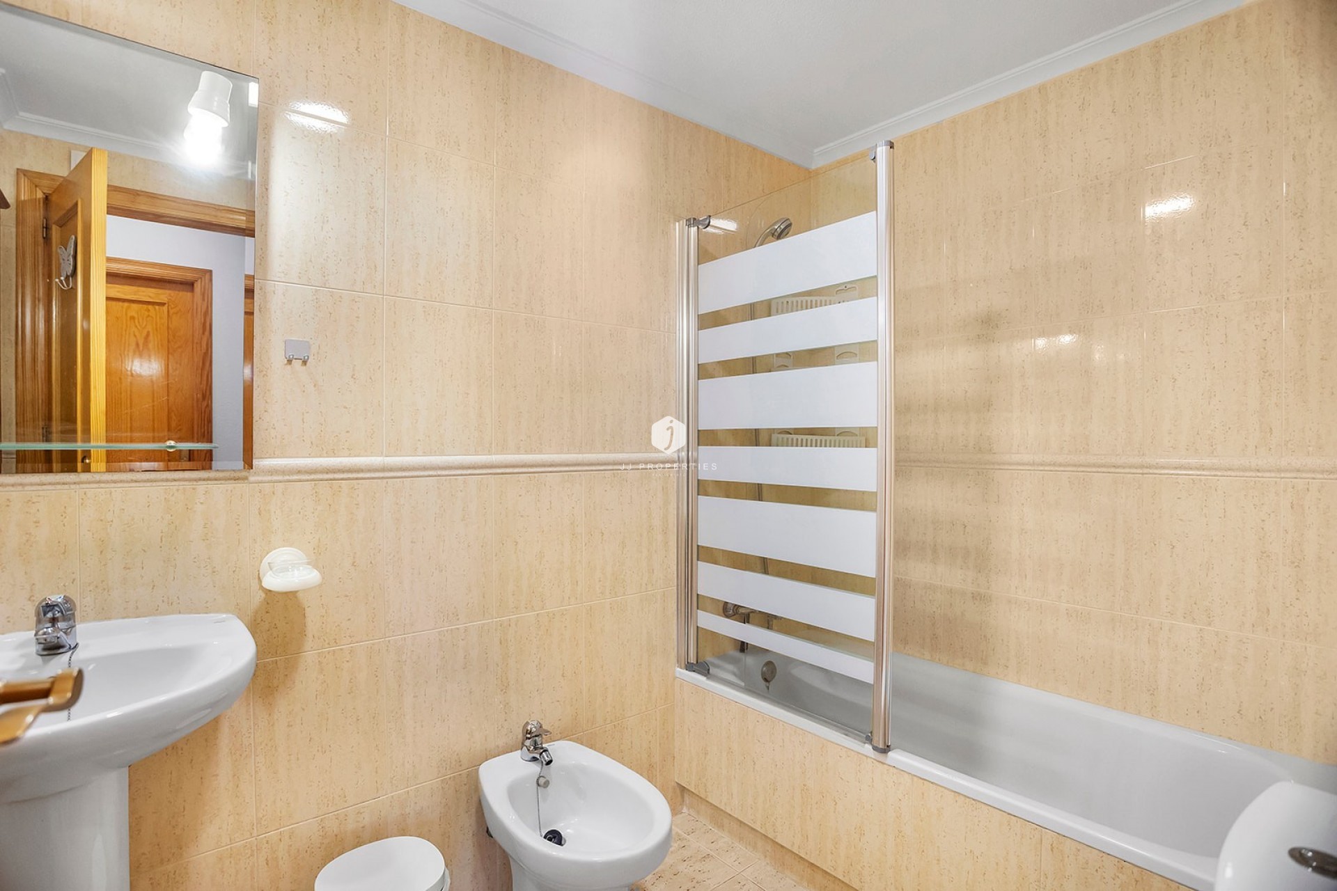 Tweedehands - Appartement / flat -
La Mata - Costa Blanca