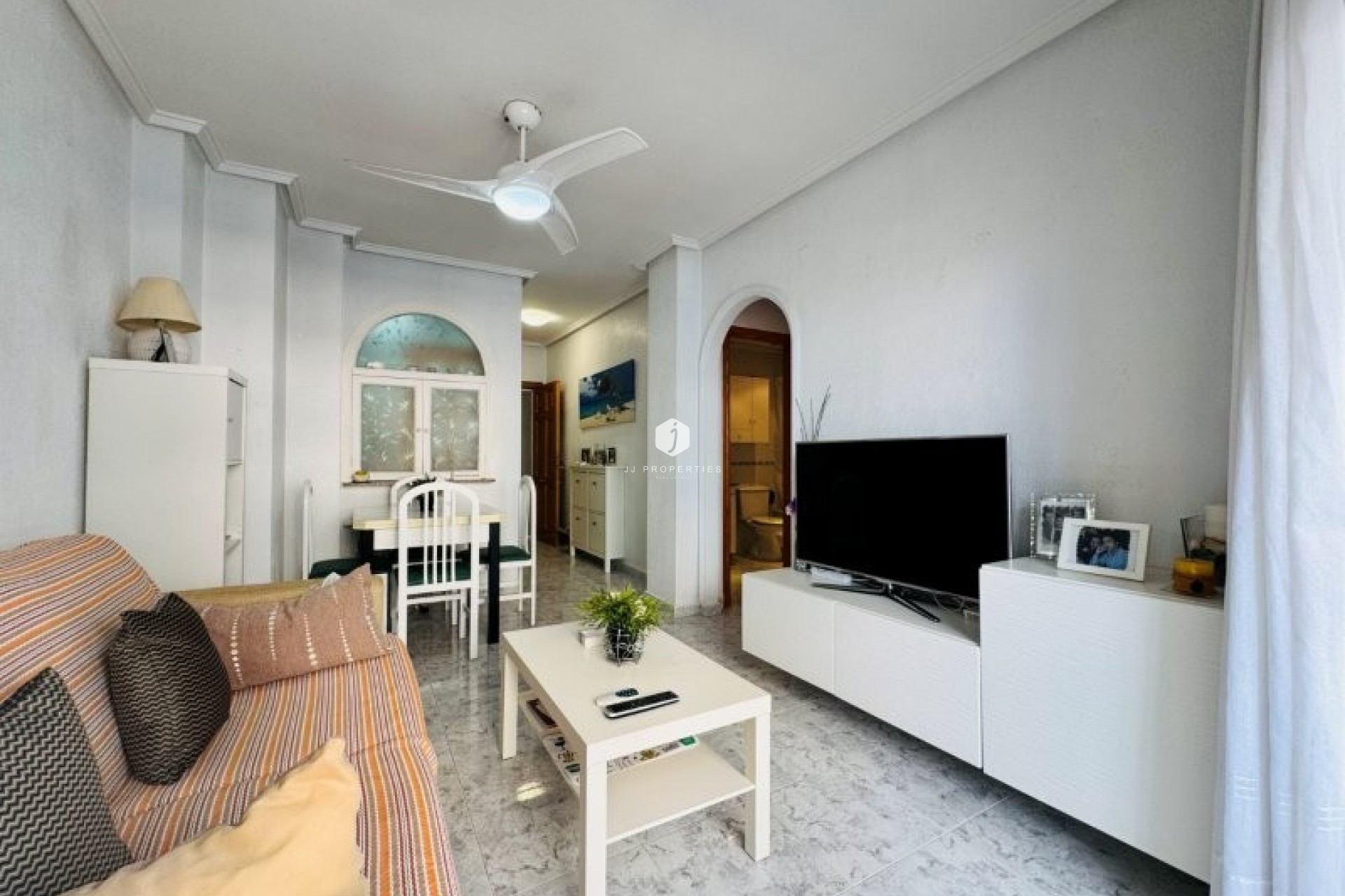 Tweedehands - Appartement / flat -
La Mata - Costa Blanca