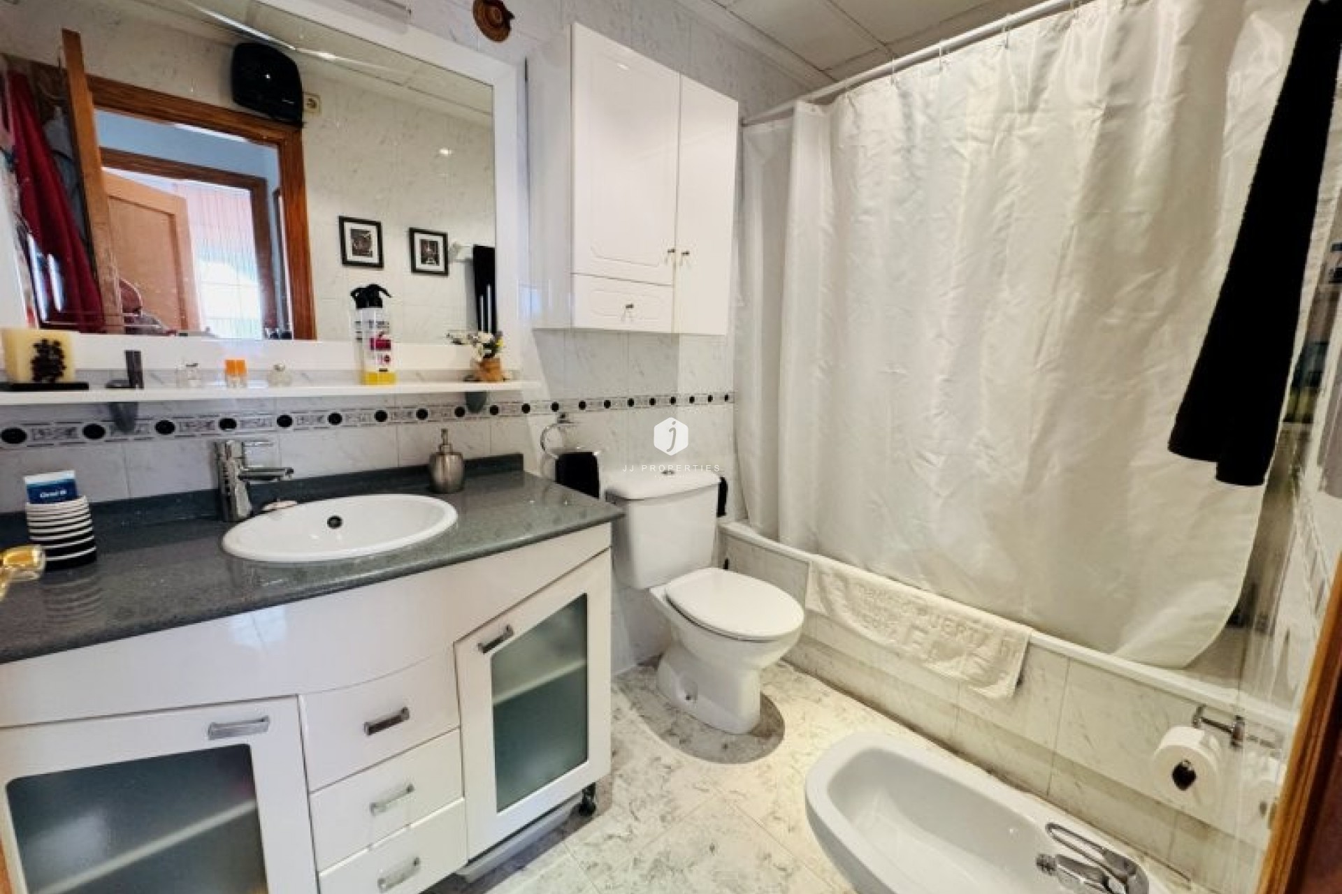 Tweedehands - Appartement / flat -
La Mata - Costa Blanca