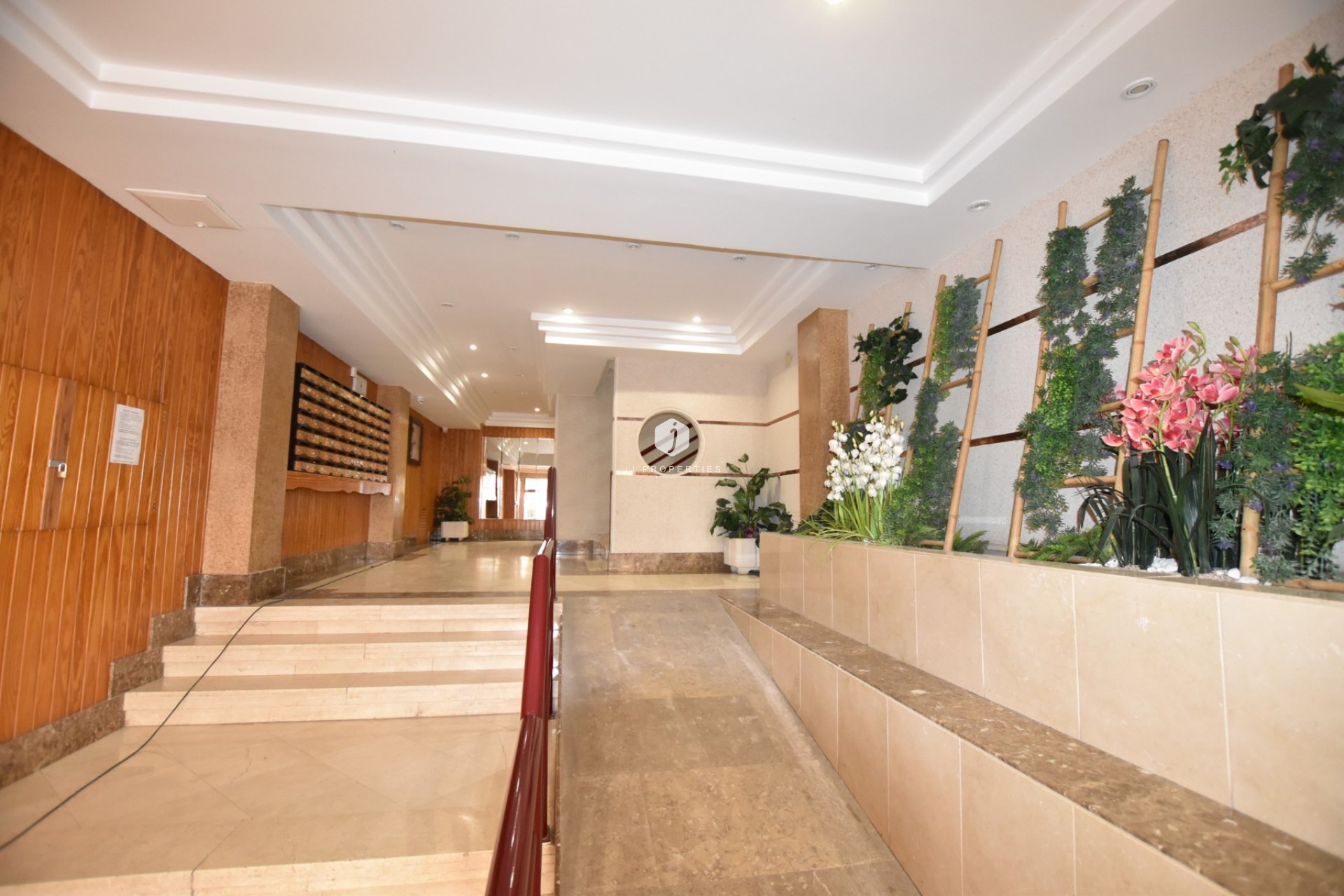 Tweedehands - Appartement / flat -
La Mata - Costa Blanca
