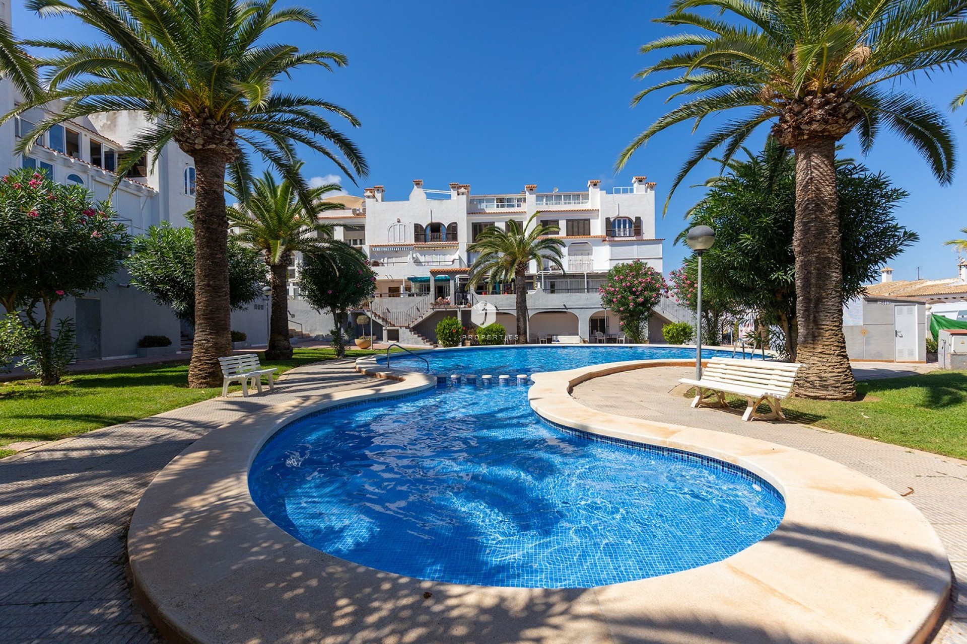 Tweedehands - Appartement / flat -
La Mata - Costa Blanca