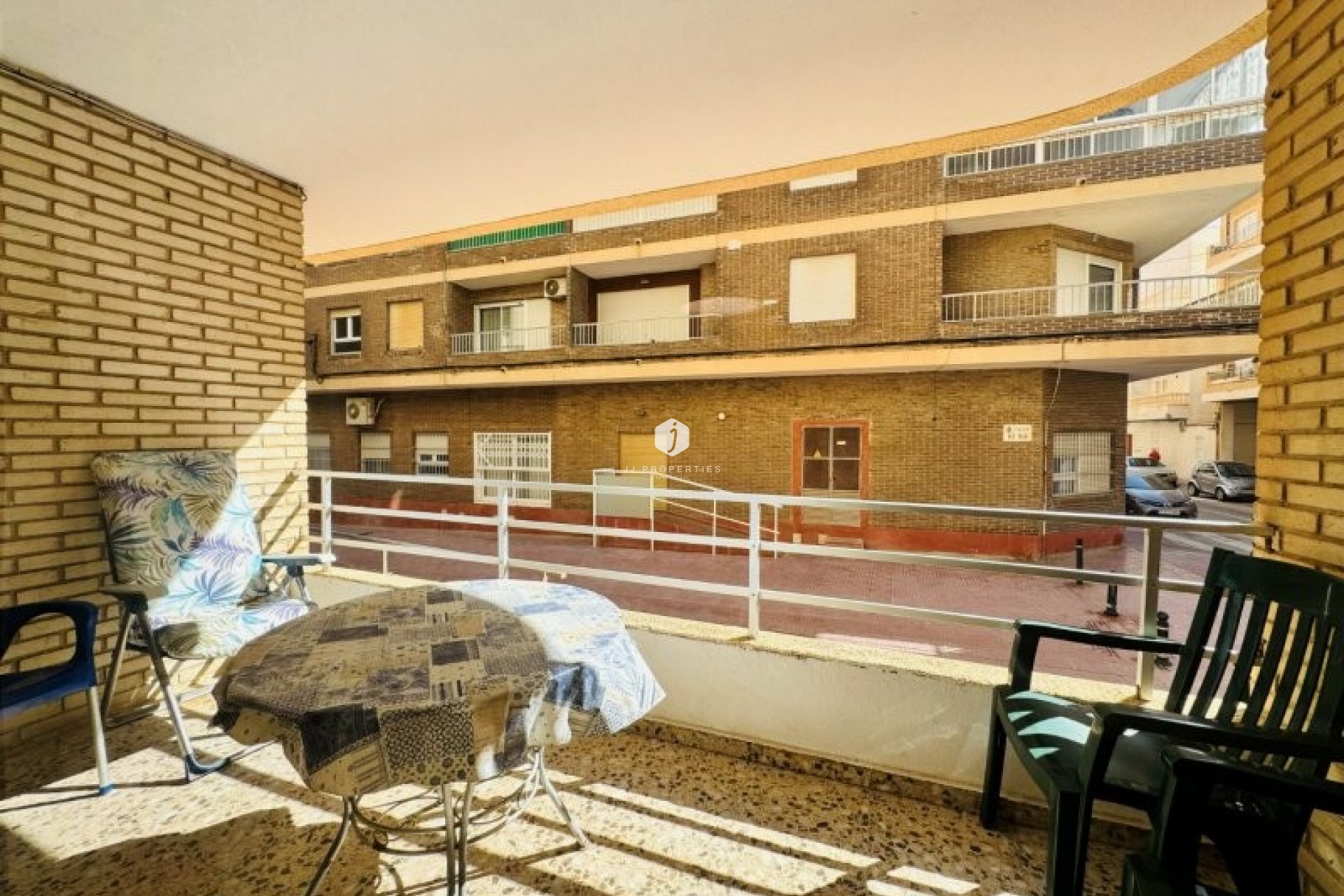 Tweedehands - Appartement / flat -
La Mata - Costa Blanca