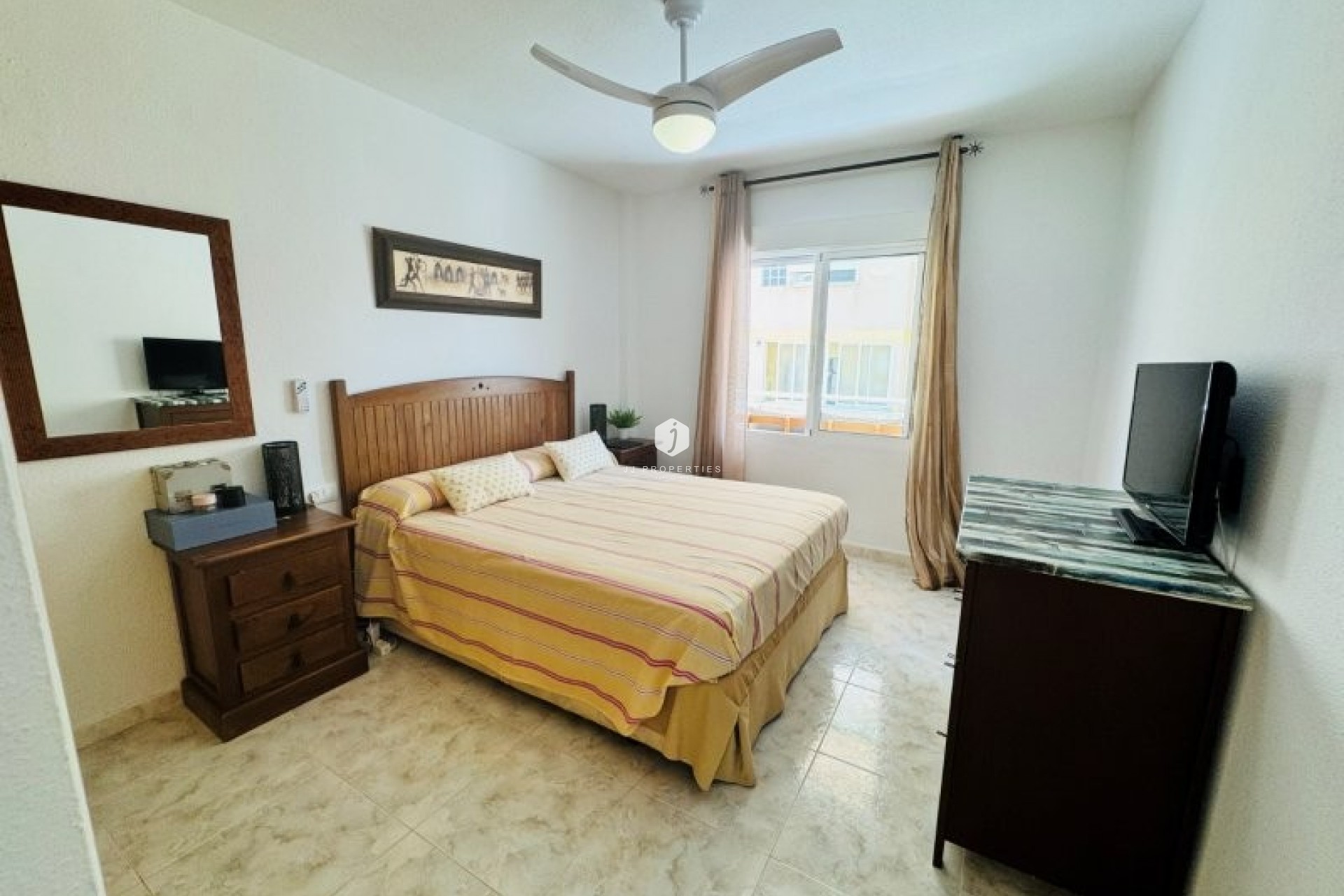 Tweedehands - Appartement / flat -
La Mata - Costa Blanca