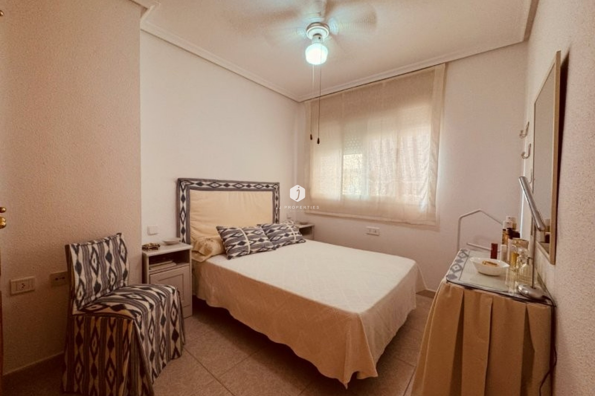 Tweedehands - Appartement / flat -
La Mata - Costa Blanca