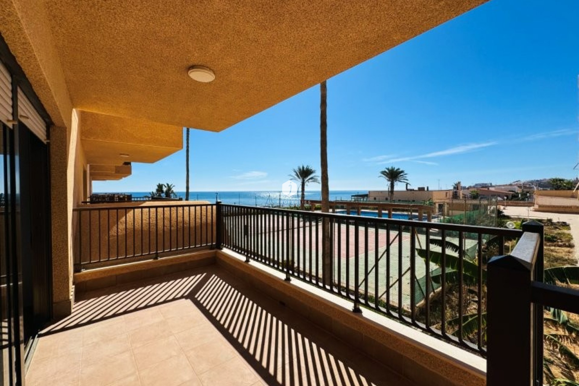 Tweedehands - Appartement / flat -
La Mata - Costa Blanca