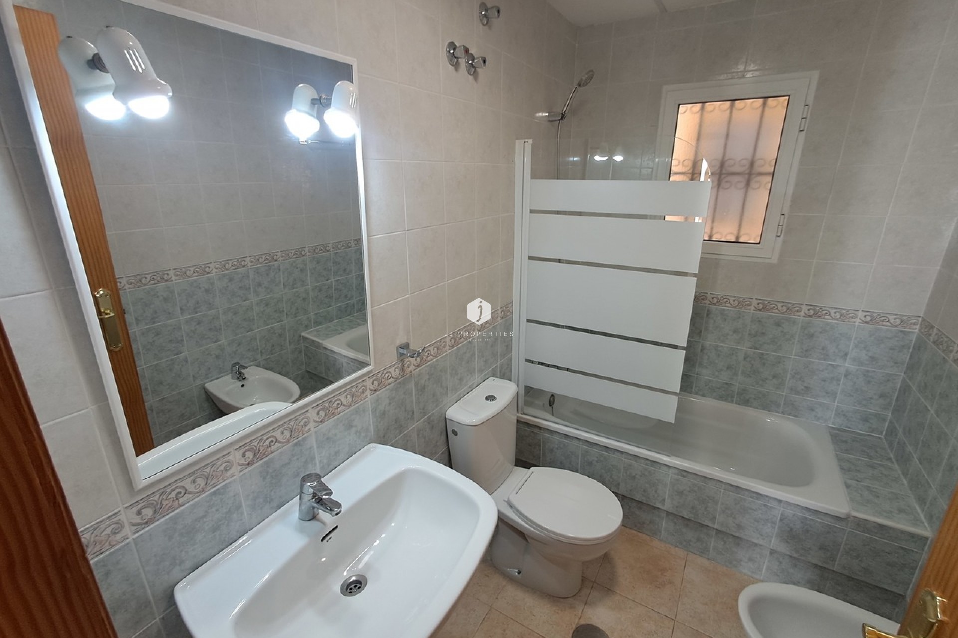 Tweedehands - Appartement / flat -
La Zenia - Costa Blanca