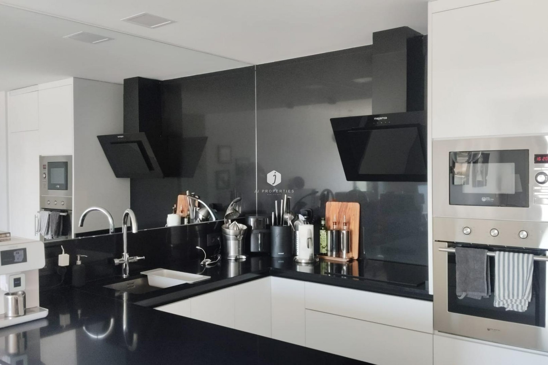 Tweedehands - Appartement / flat -
Orihuela Costa - PAU 8