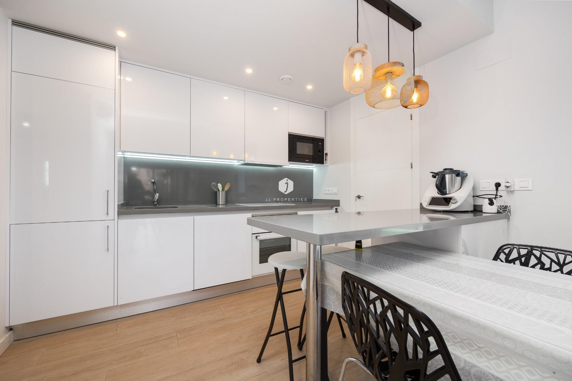 Tweedehands - Appartement / flat -
Orihuela Costa - Villamartín-las Filipinas