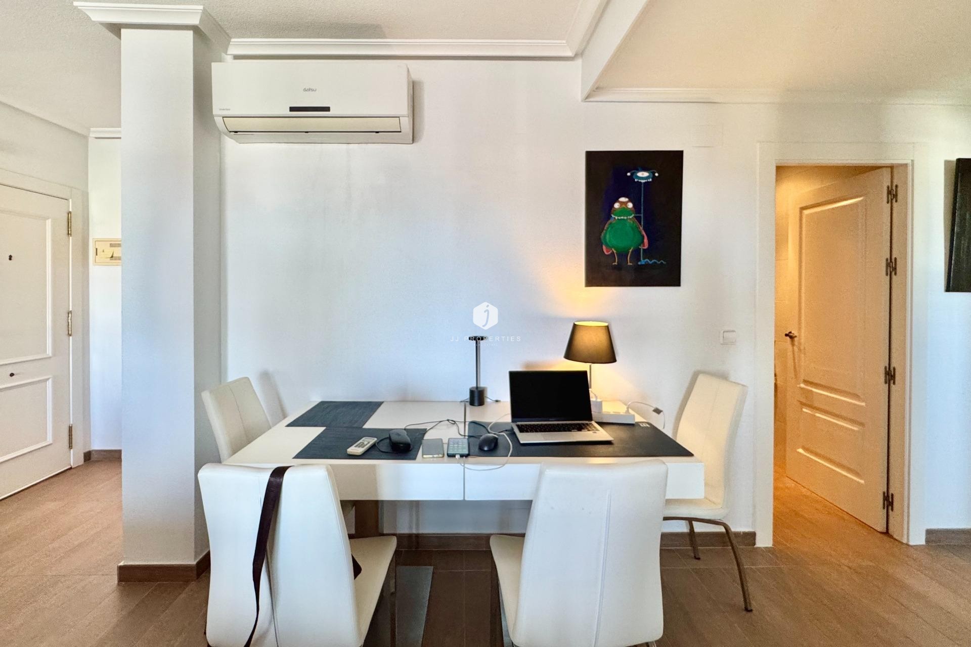 Tweedehands - Appartement / flat -
Orihuela Costa - Villamartín-las Filipinas