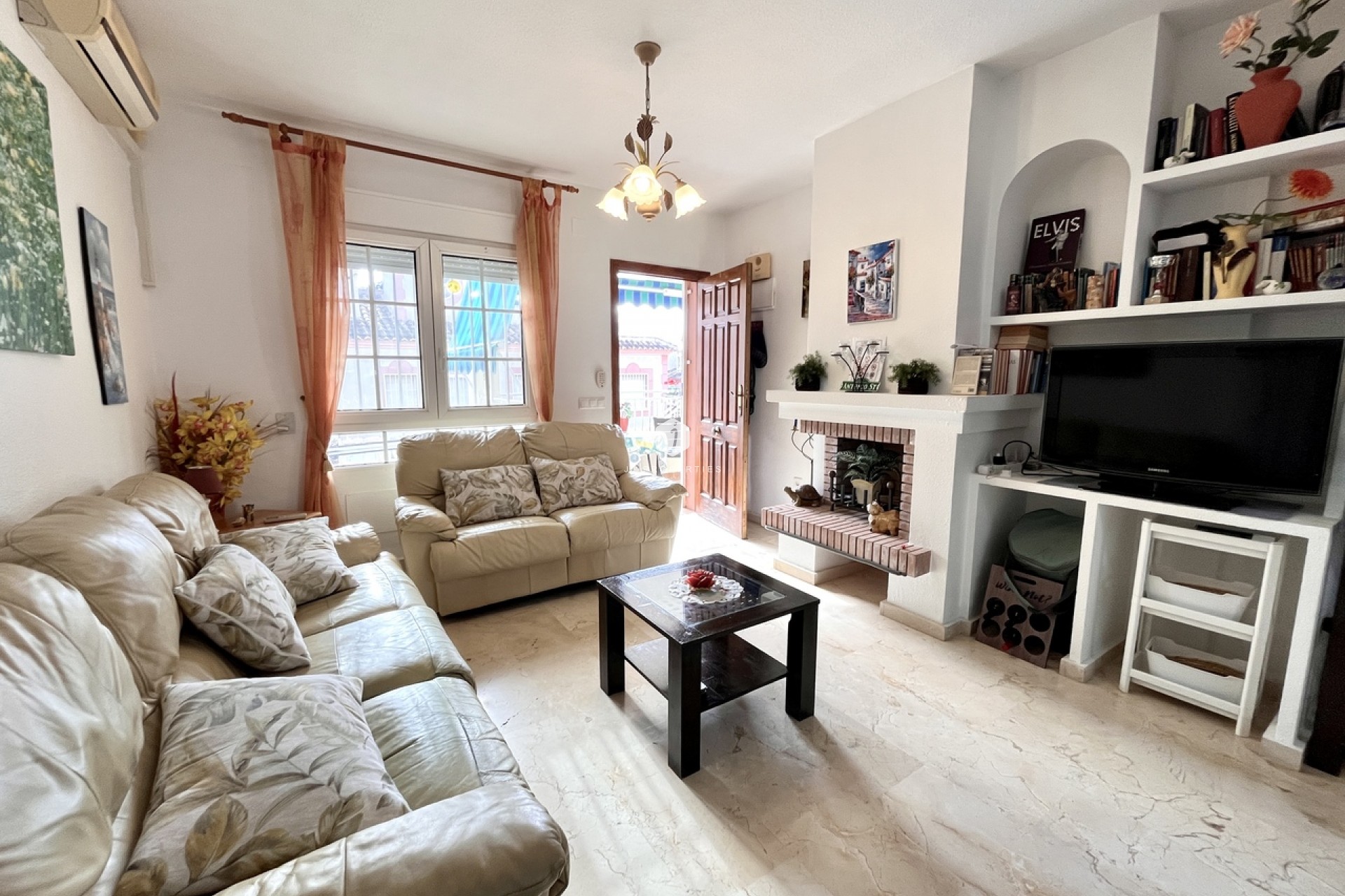 Tweedehands - Appartement / flat -
Playa Flamenca - Costa Blanca