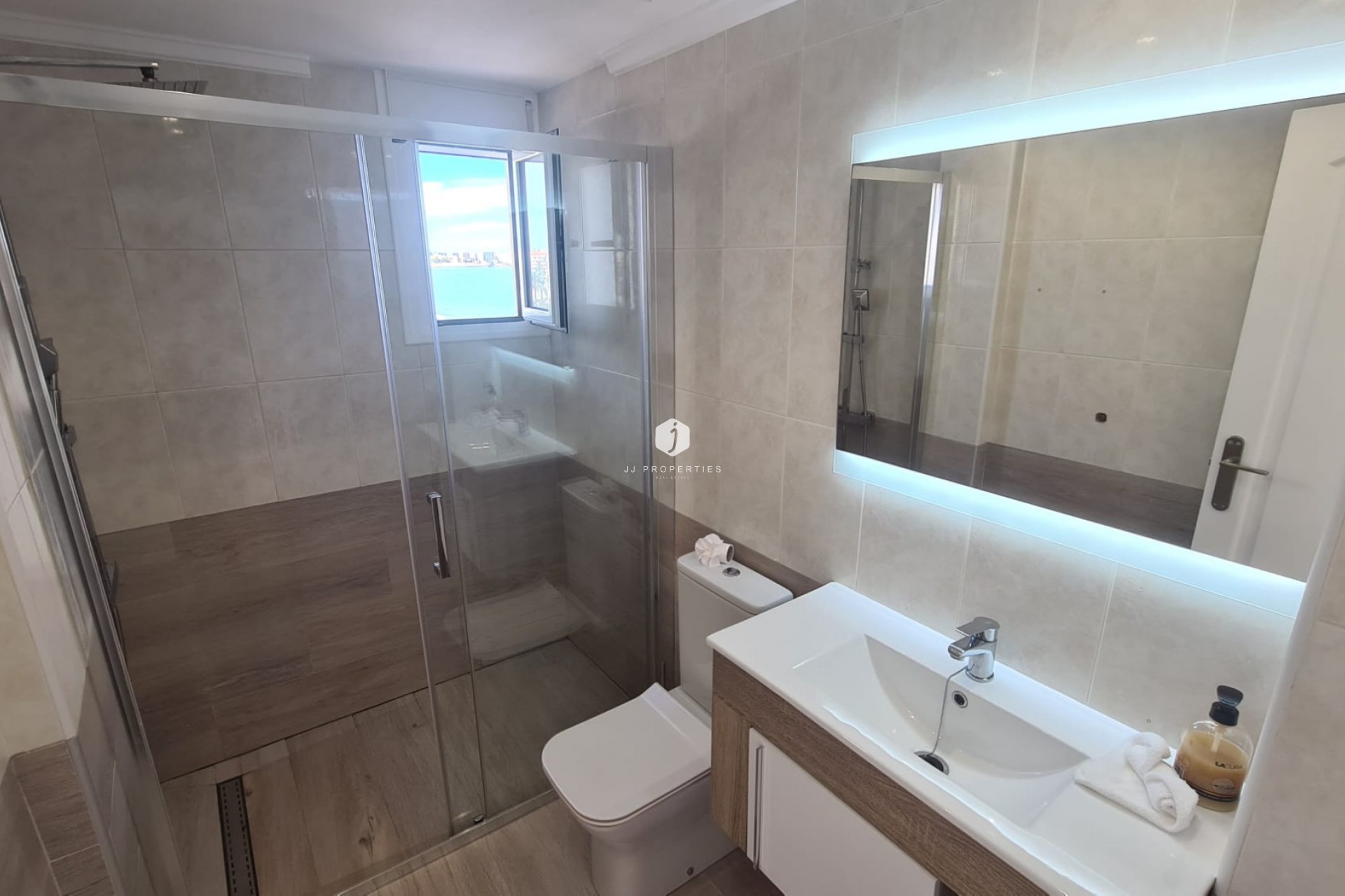 Tweedehands - Appartement / flat -
Playa Flamenca - Costa Blanca