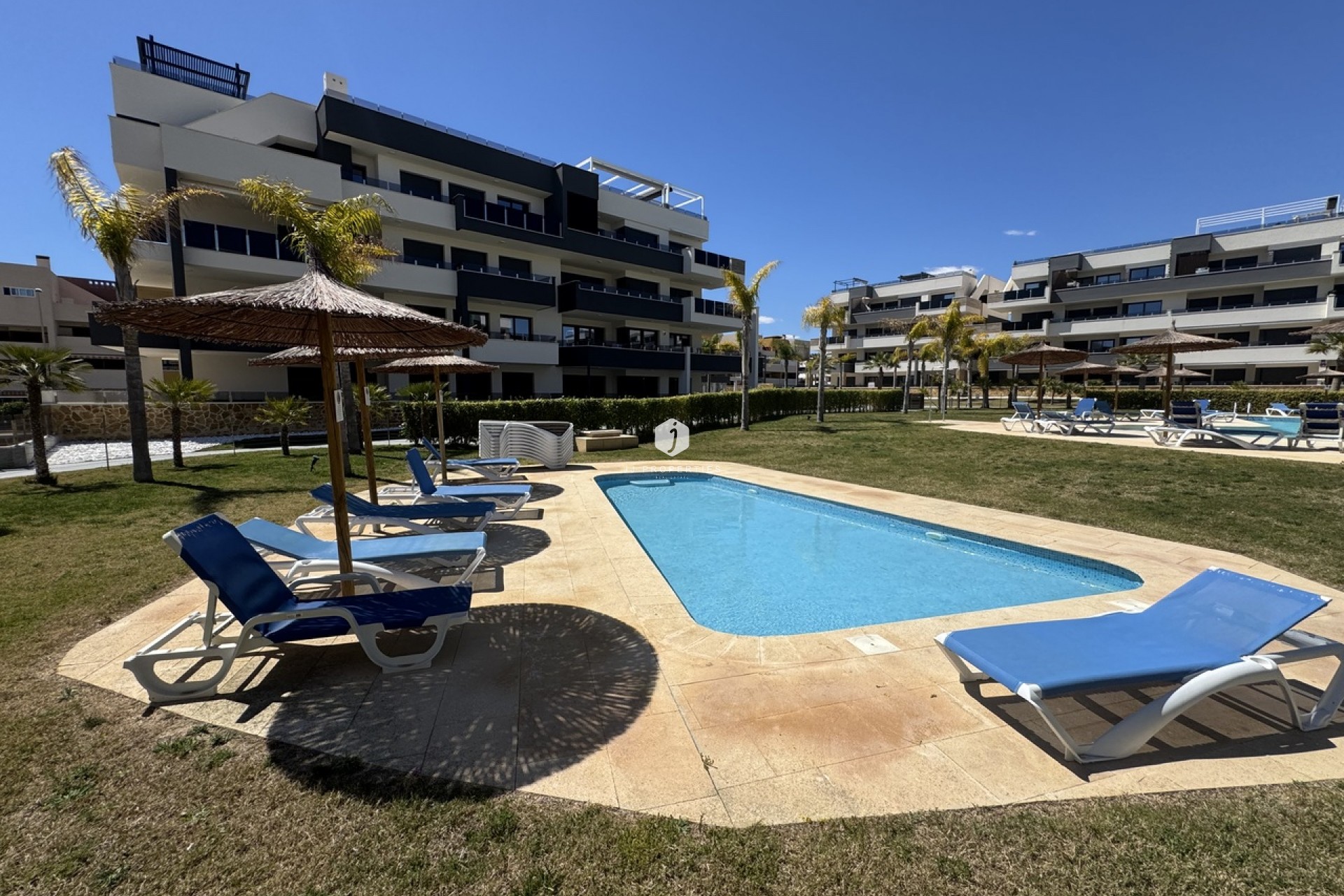 Tweedehands - Appartement / flat -
Playa Flamenca - Costa Blanca