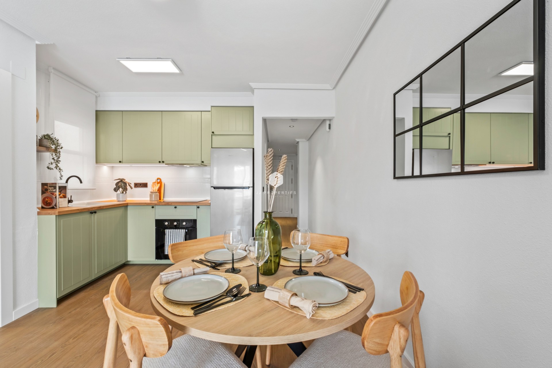 Tweedehands - Appartement / flat -
Playa Flamenca - Costa Blanca