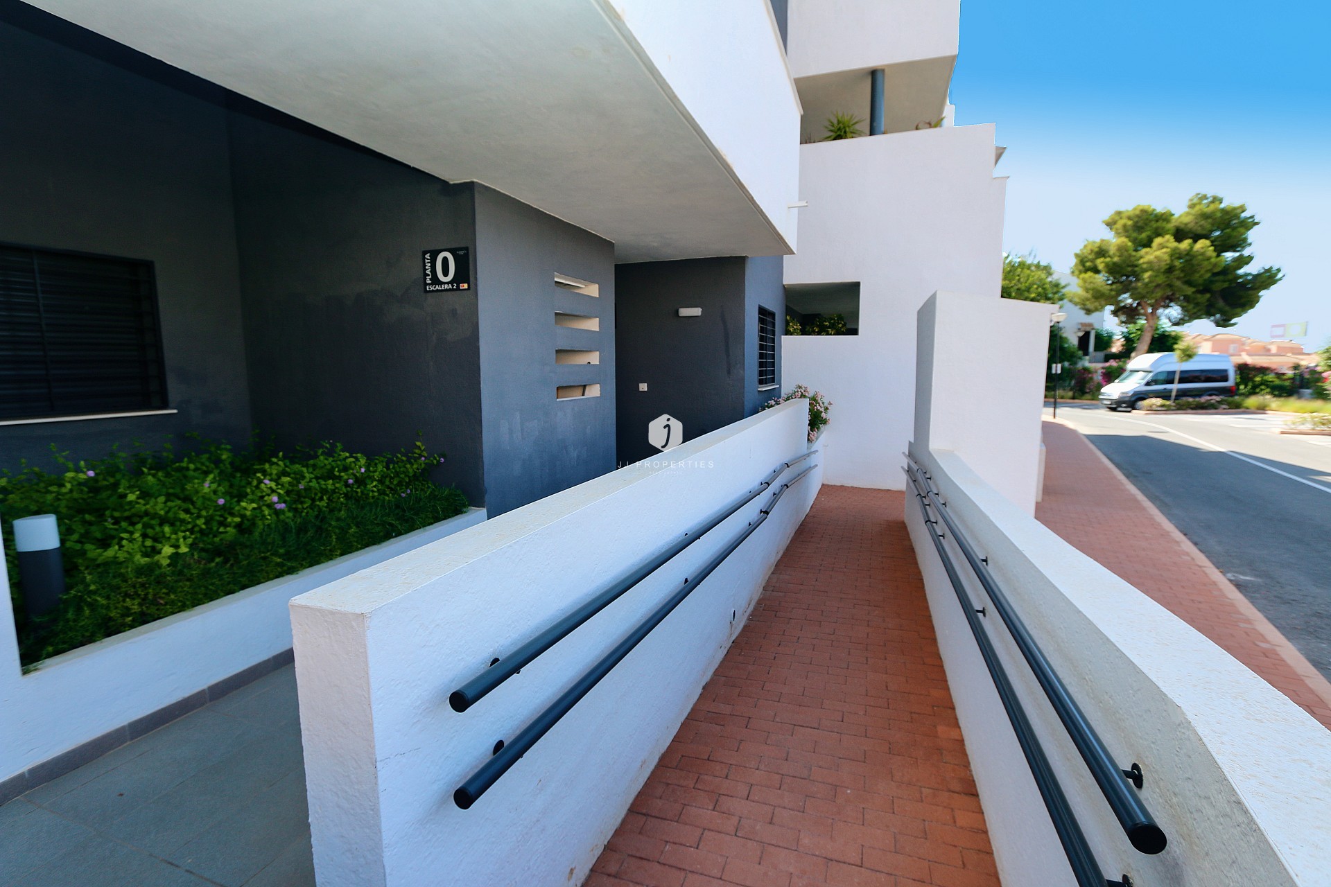 Tweedehands - Appartement / flat -
Playa Flamenca - Costa Blanca