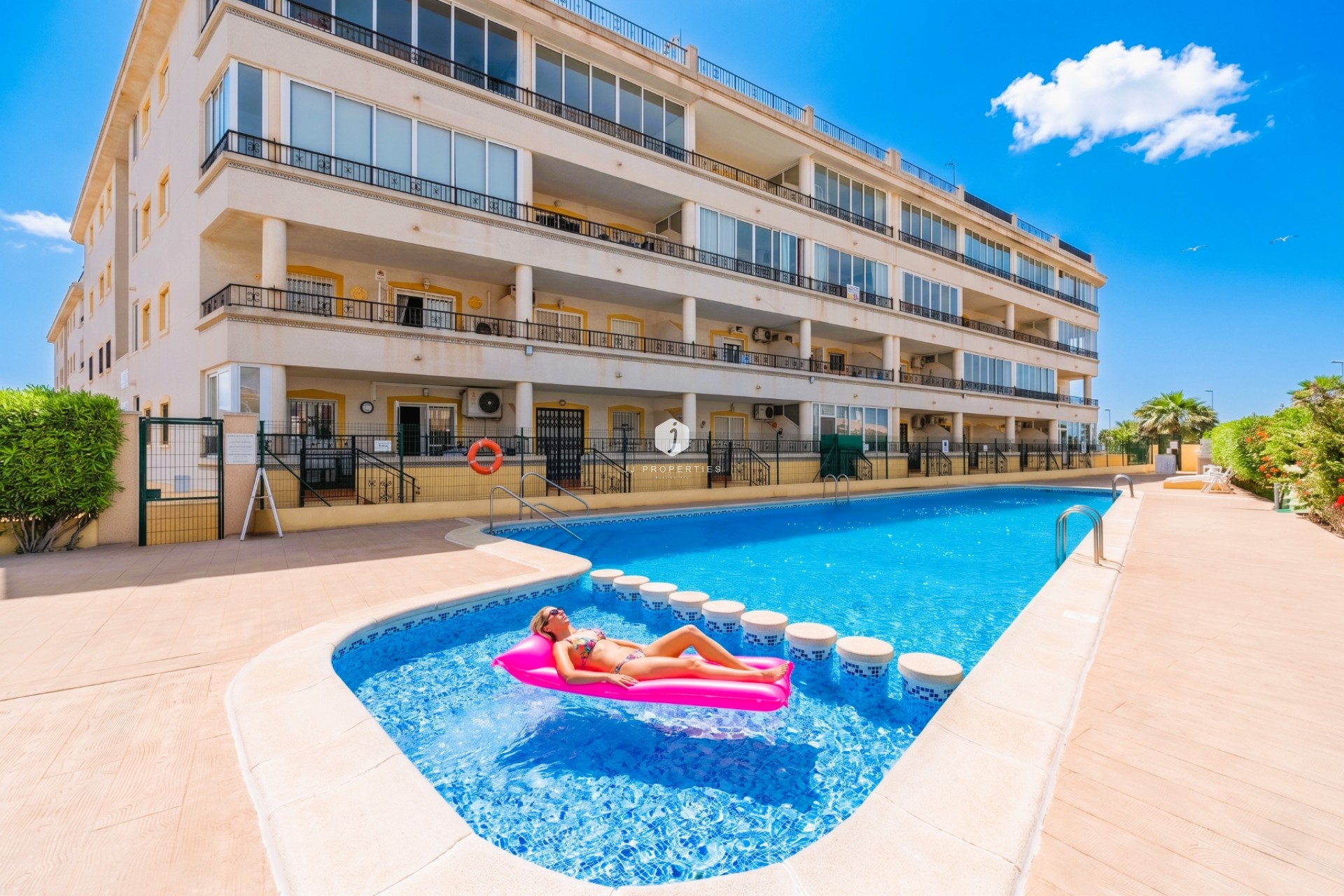 Tweedehands - Appartement / flat -
Playa Flamenca - Costa Blanca