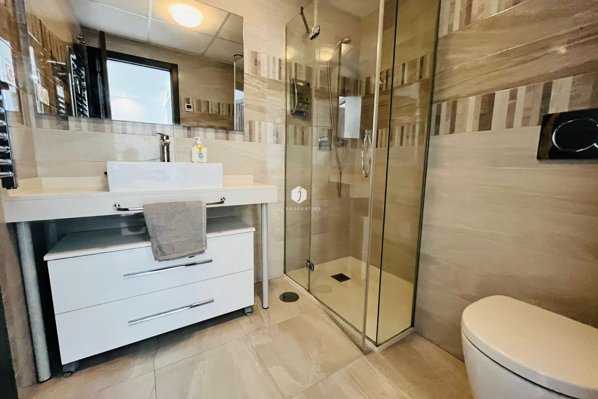 Tweedehands - Appartement / flat -
Punta Prima - Costa Blanca