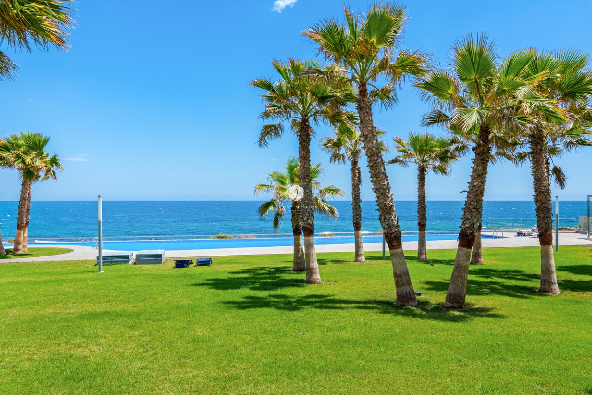 Tweedehands - Appartement / flat -
Punta Prima - Costa Blanca