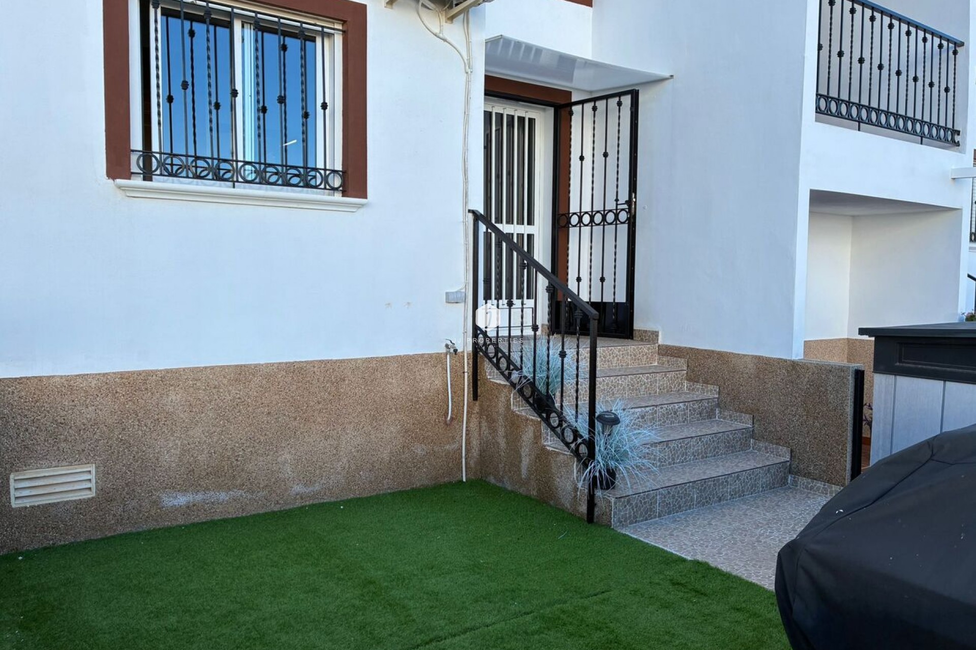 Tweedehands - Appartement / flat -
Punta Prima - Costa Blanca