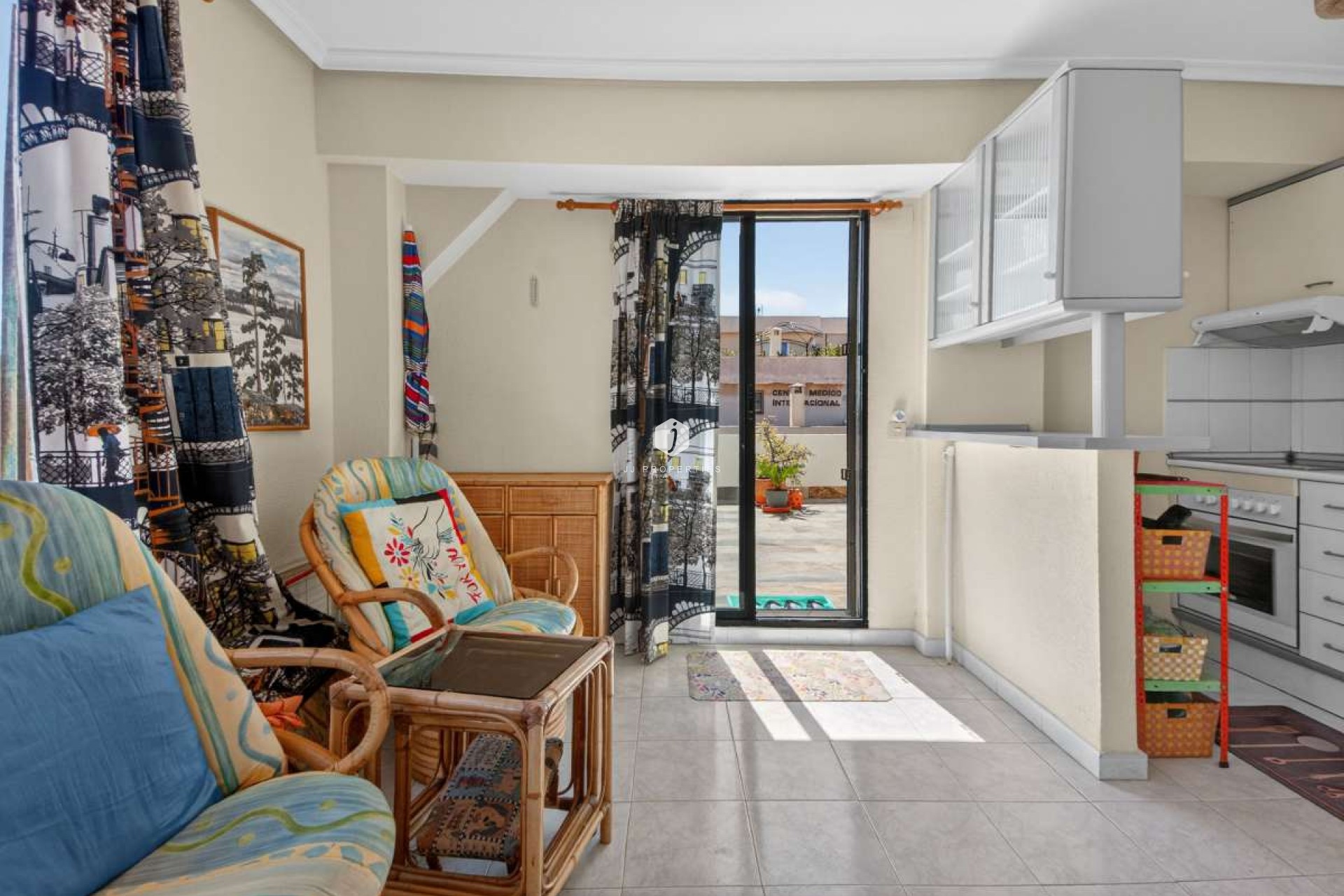 Tweedehands - Appartement / flat -
Punta Prima - Costa Blanca