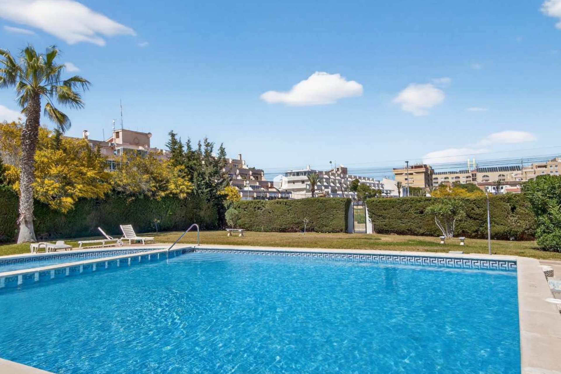 Tweedehands - Appartement / flat -
Punta Prima - Costa Blanca