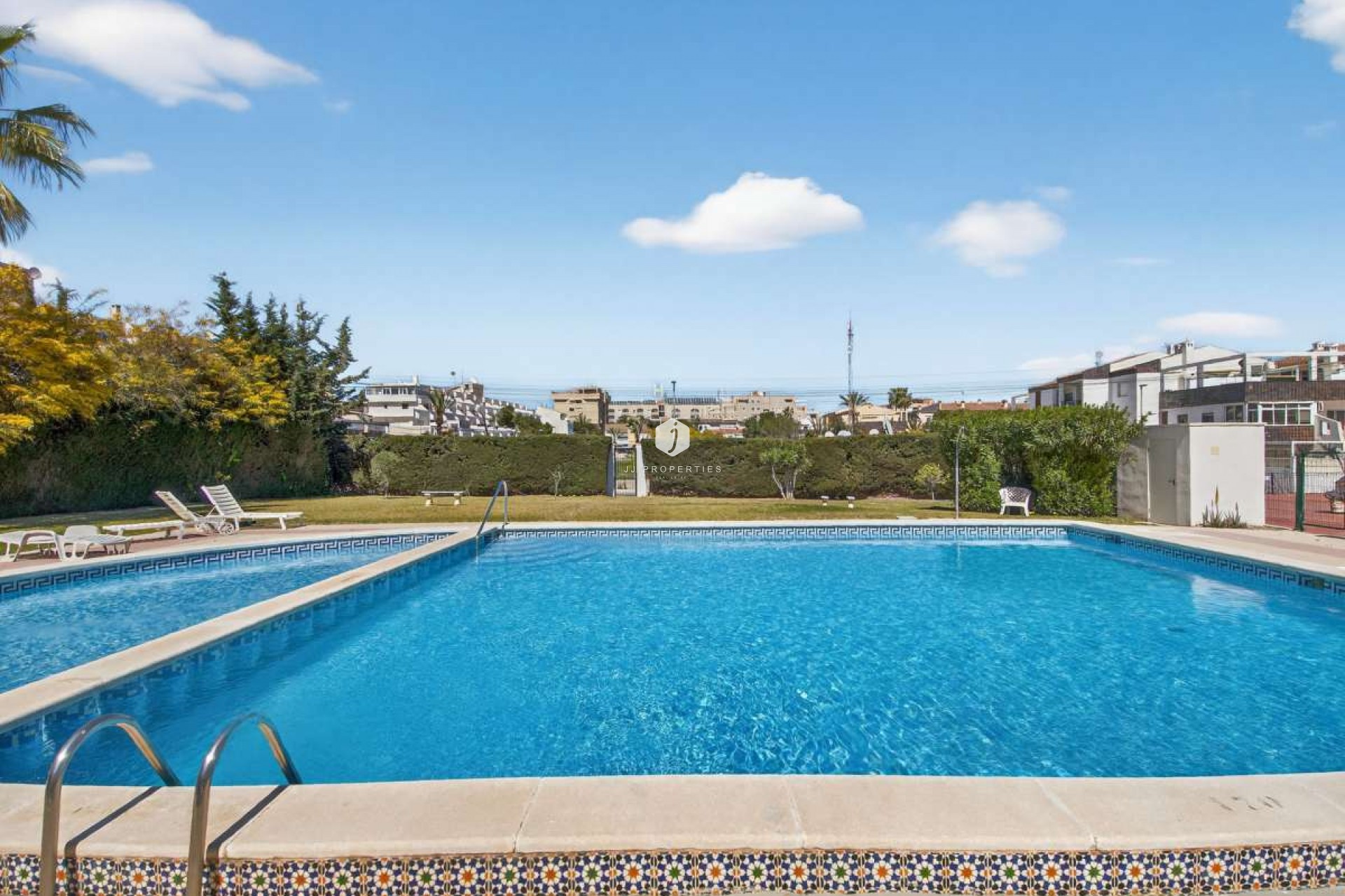 Tweedehands - Appartement / flat -
Punta Prima - Costa Blanca