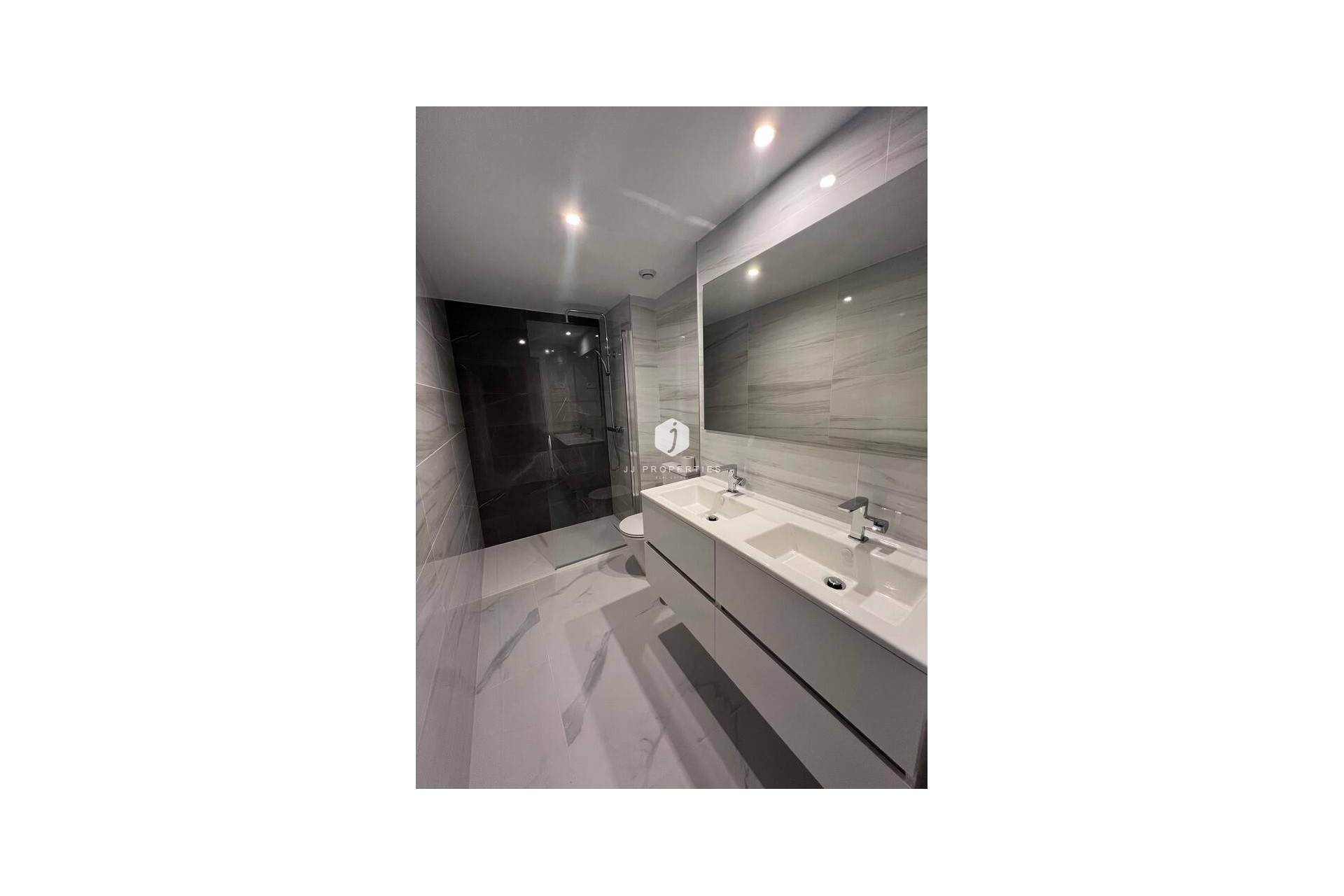 Tweedehands - Appartement / flat -
Punta Prima - Orihuela Costa