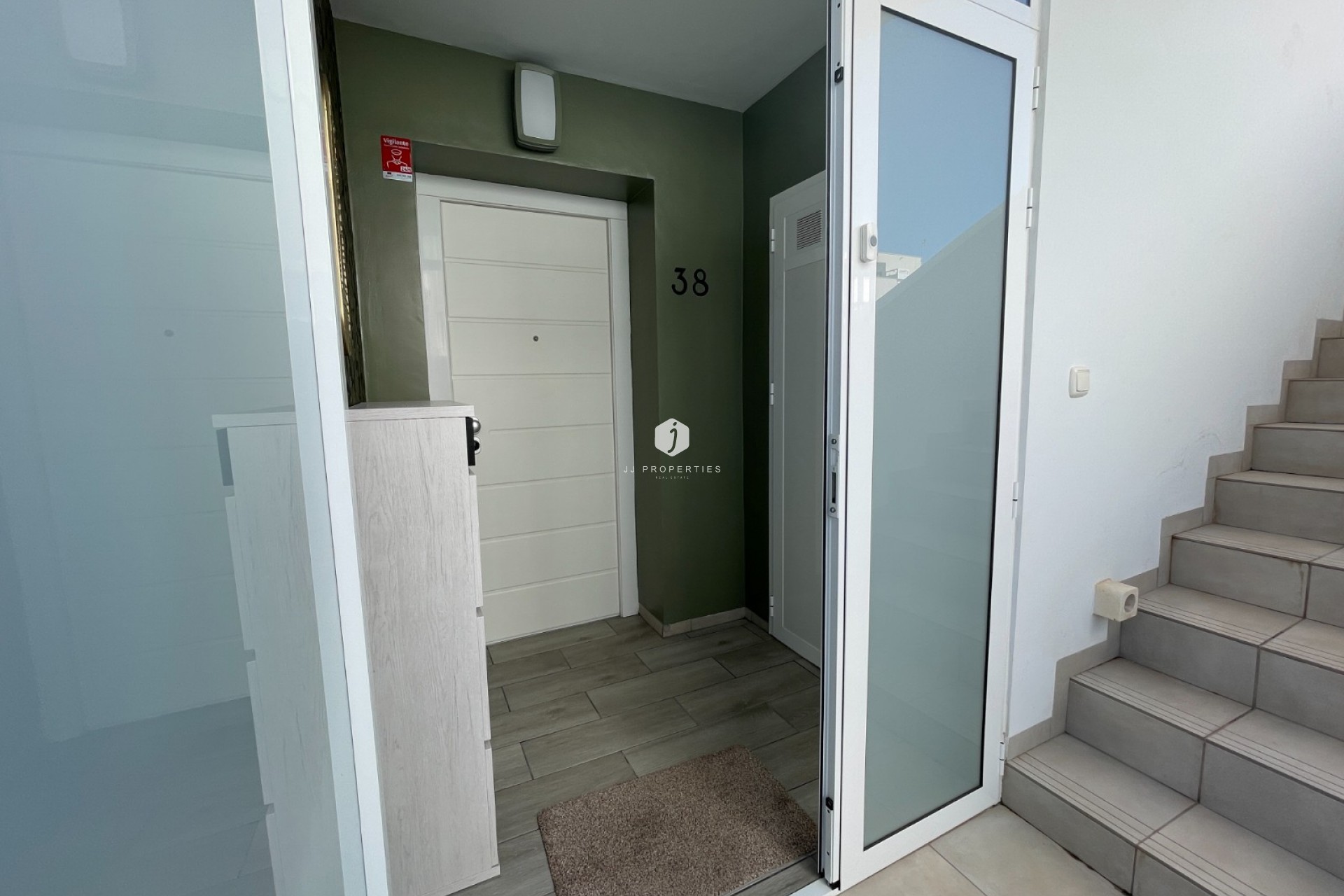 Tweedehands - Appartement / flat -
Rojales - Inland