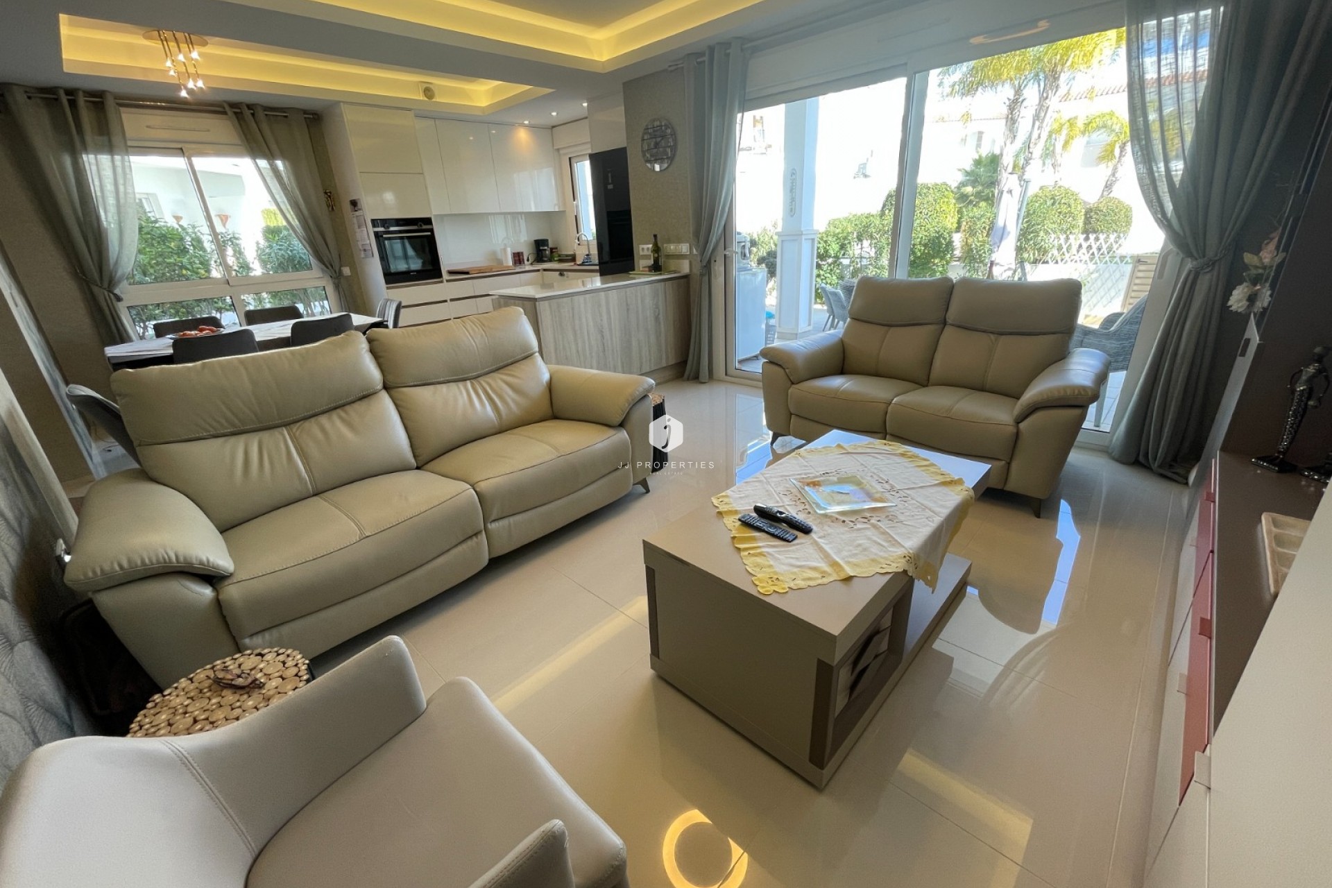 Tweedehands - Appartement / flat -
Rojales - Inland