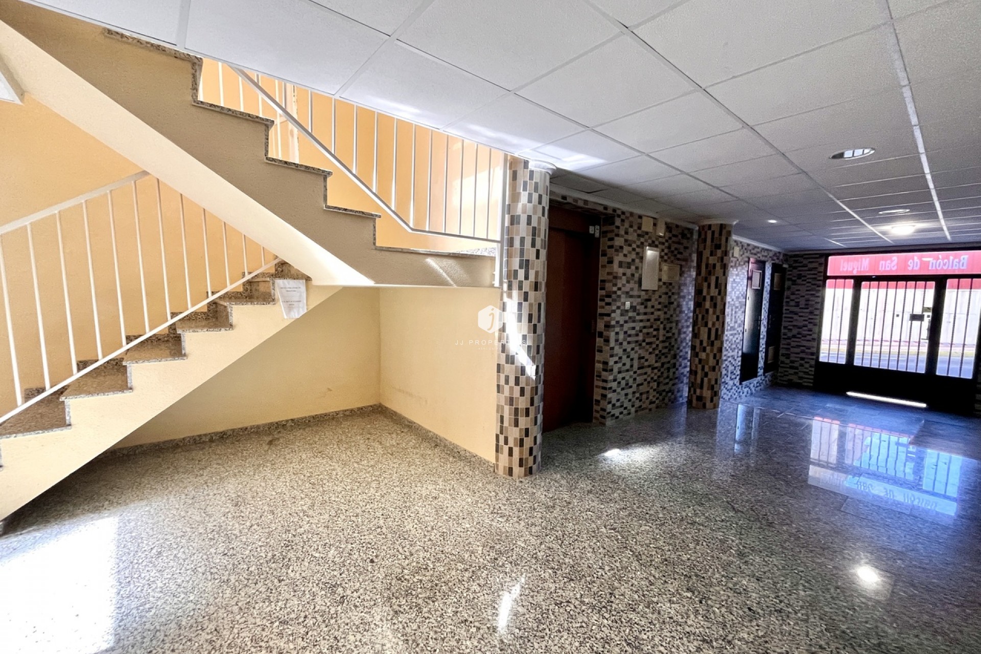 Tweedehands - Appartement / flat -
San Miguel de Salinas - Inland