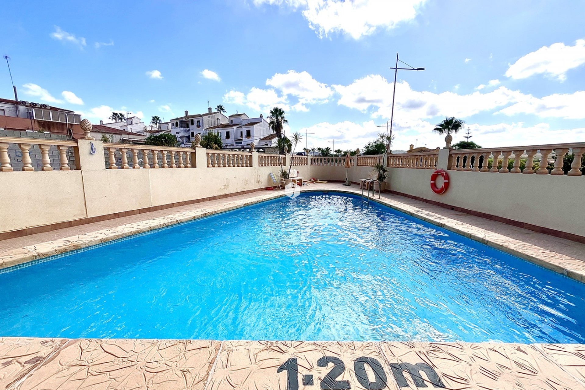 Tweedehands - Appartement / flat -
San Miguel de Salinas - Inland