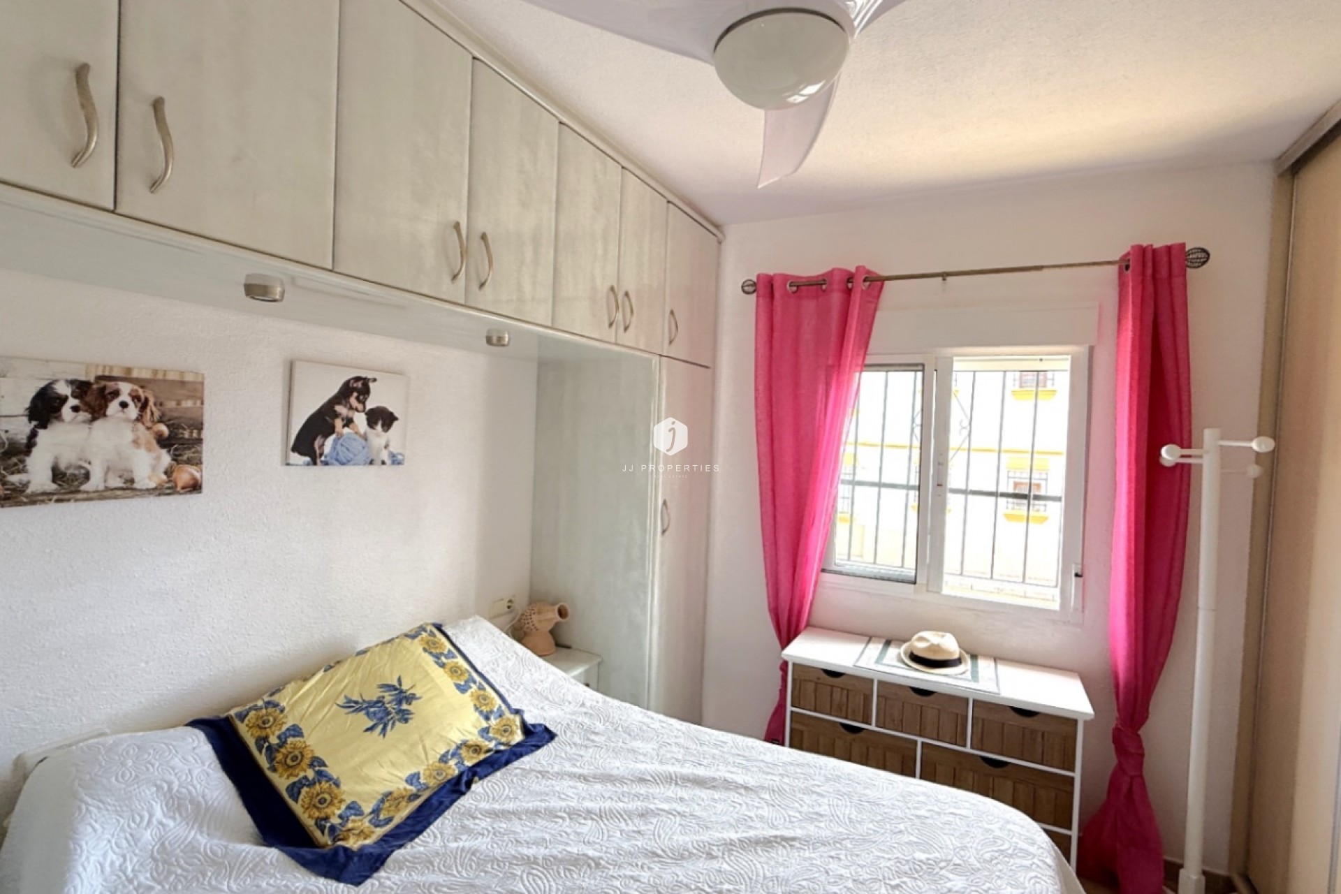 Tweedehands - Appartement / flat -
San Miguel de Salinas - Inland