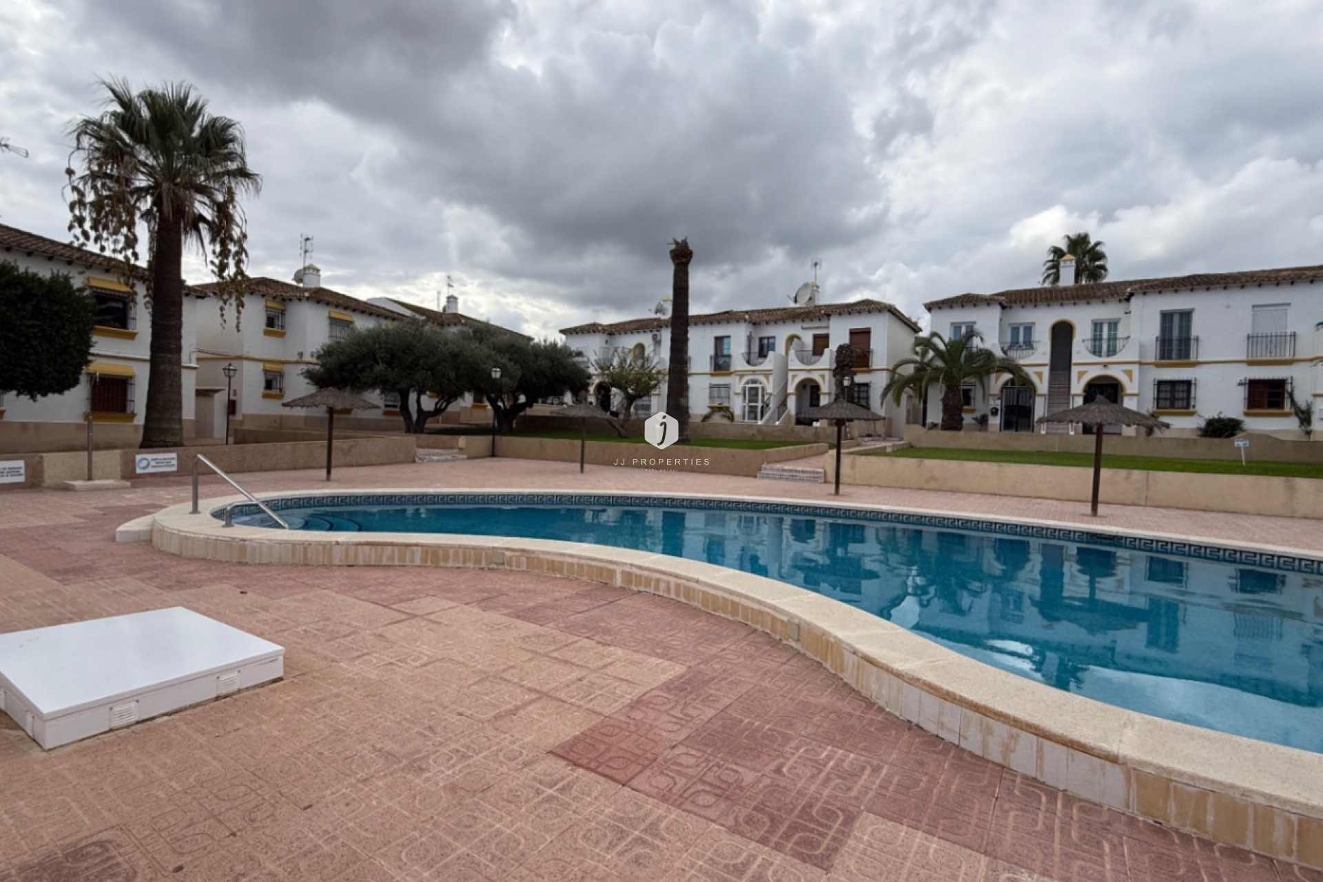 Tweedehands - Appartement / flat -
San Miguel de Salinas - Inland