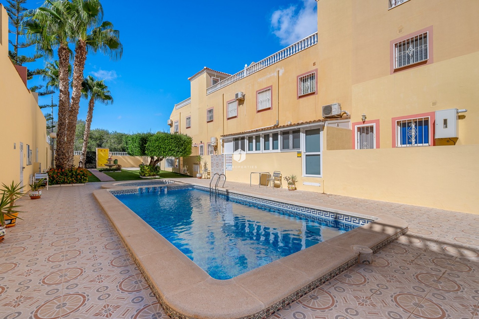 Tweedehands - Appartement / flat -
San Miguel de Salinas - Inland