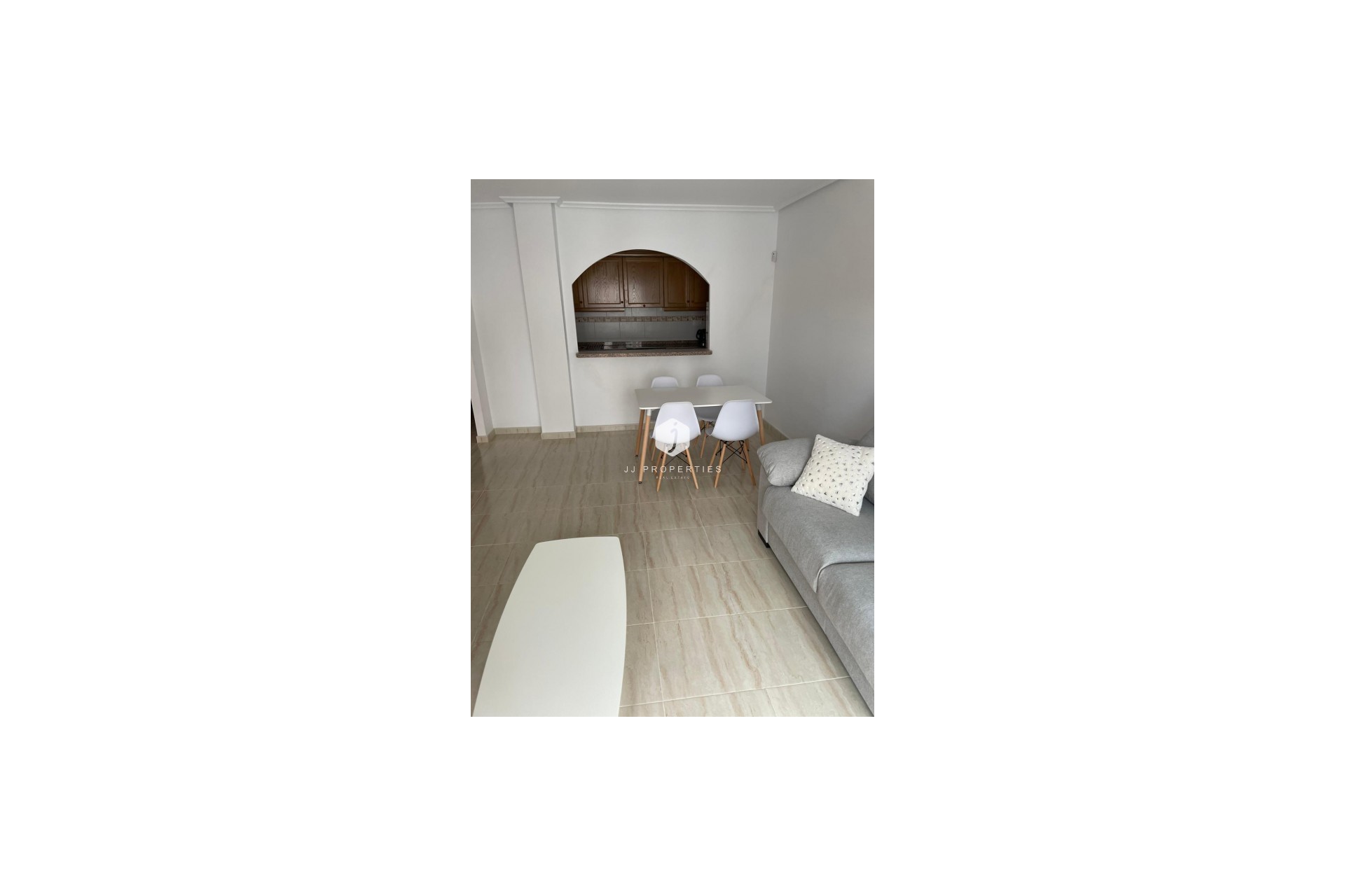 Tweedehands - Appartement / flat -
San Miguel de Salinas - Inland