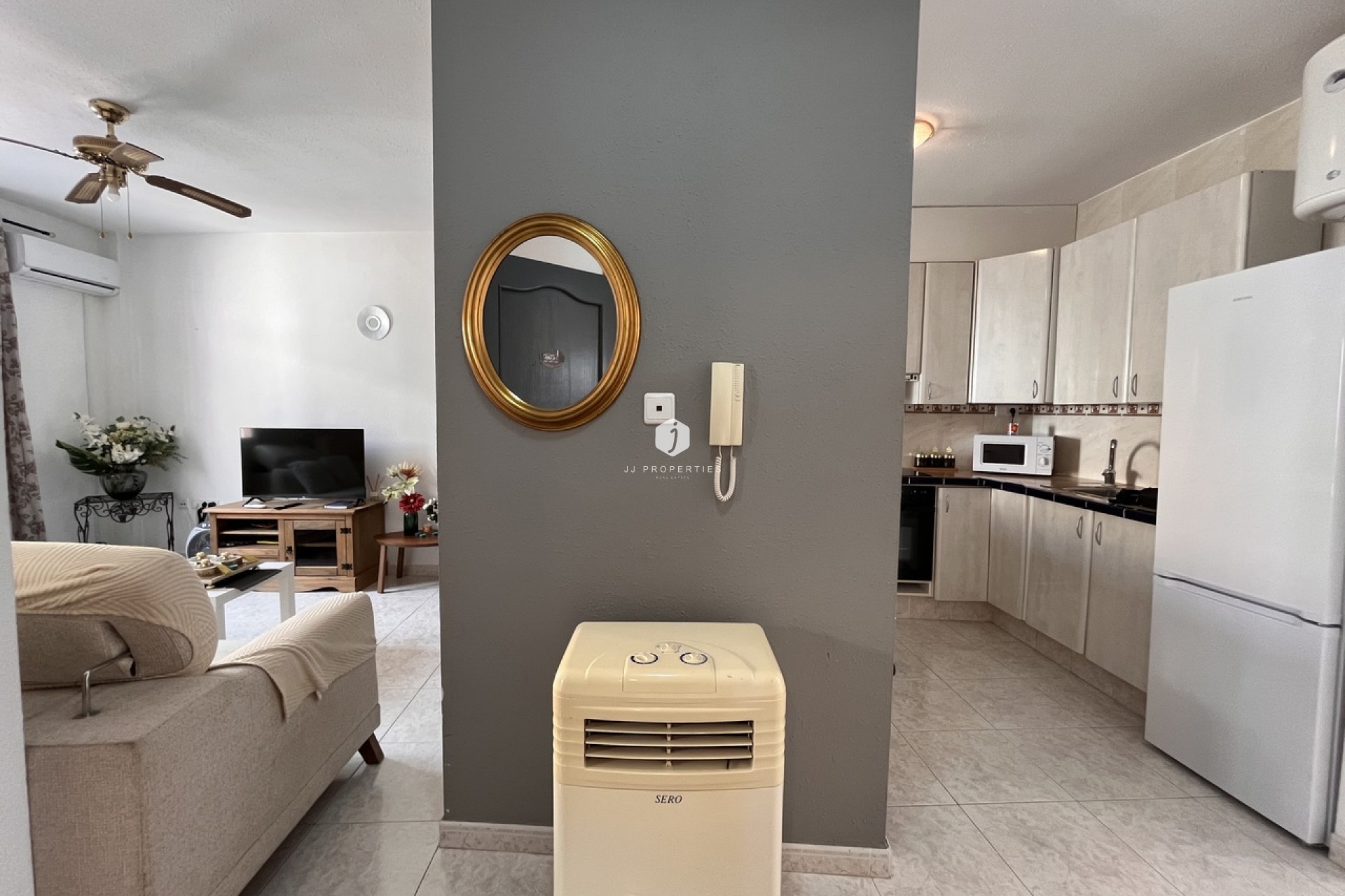 Tweedehands - Appartement / flat -
San Miguel de Salinas - Inland