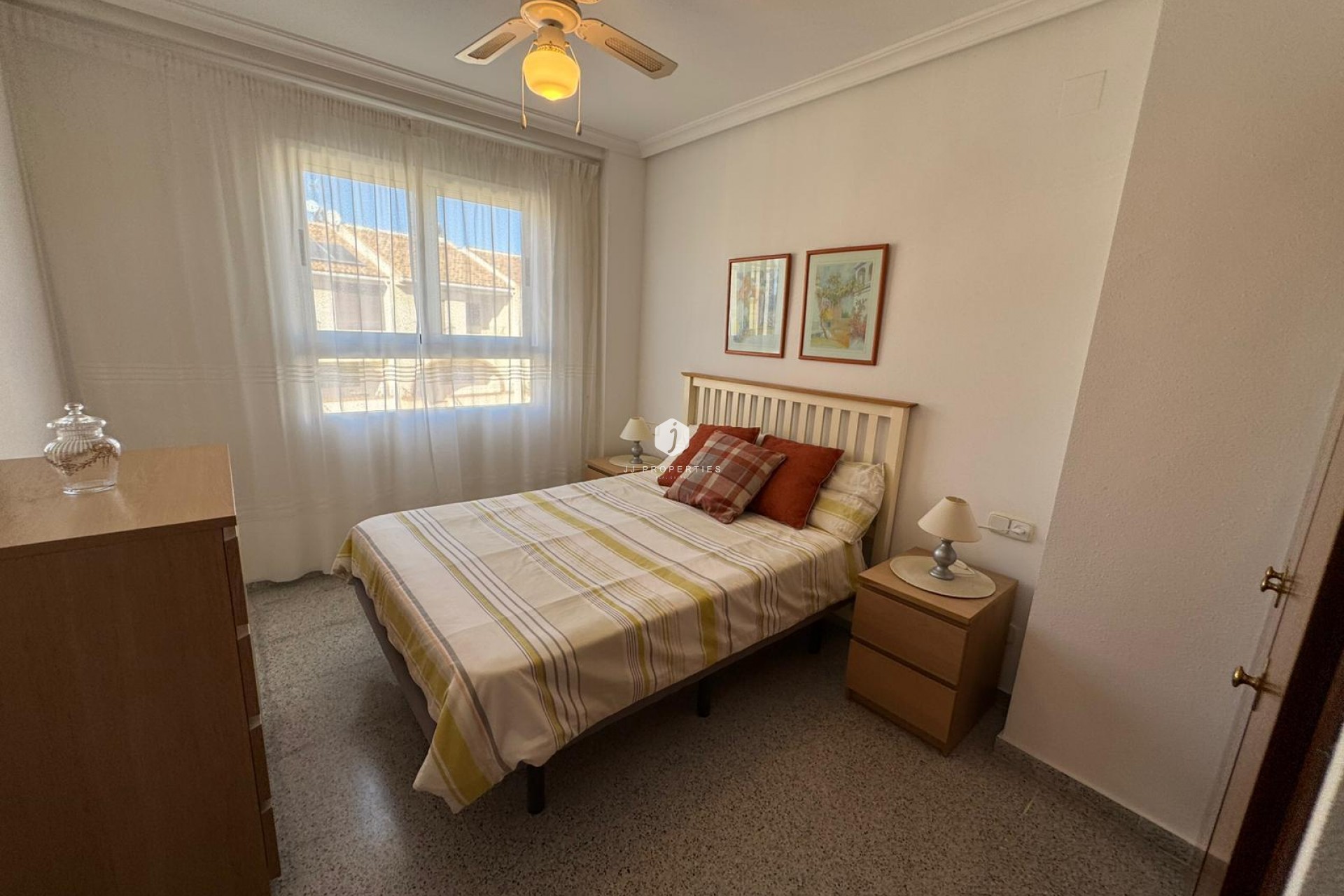 Tweedehands - Appartement / flat -
San Miguel de Salinas - Inland