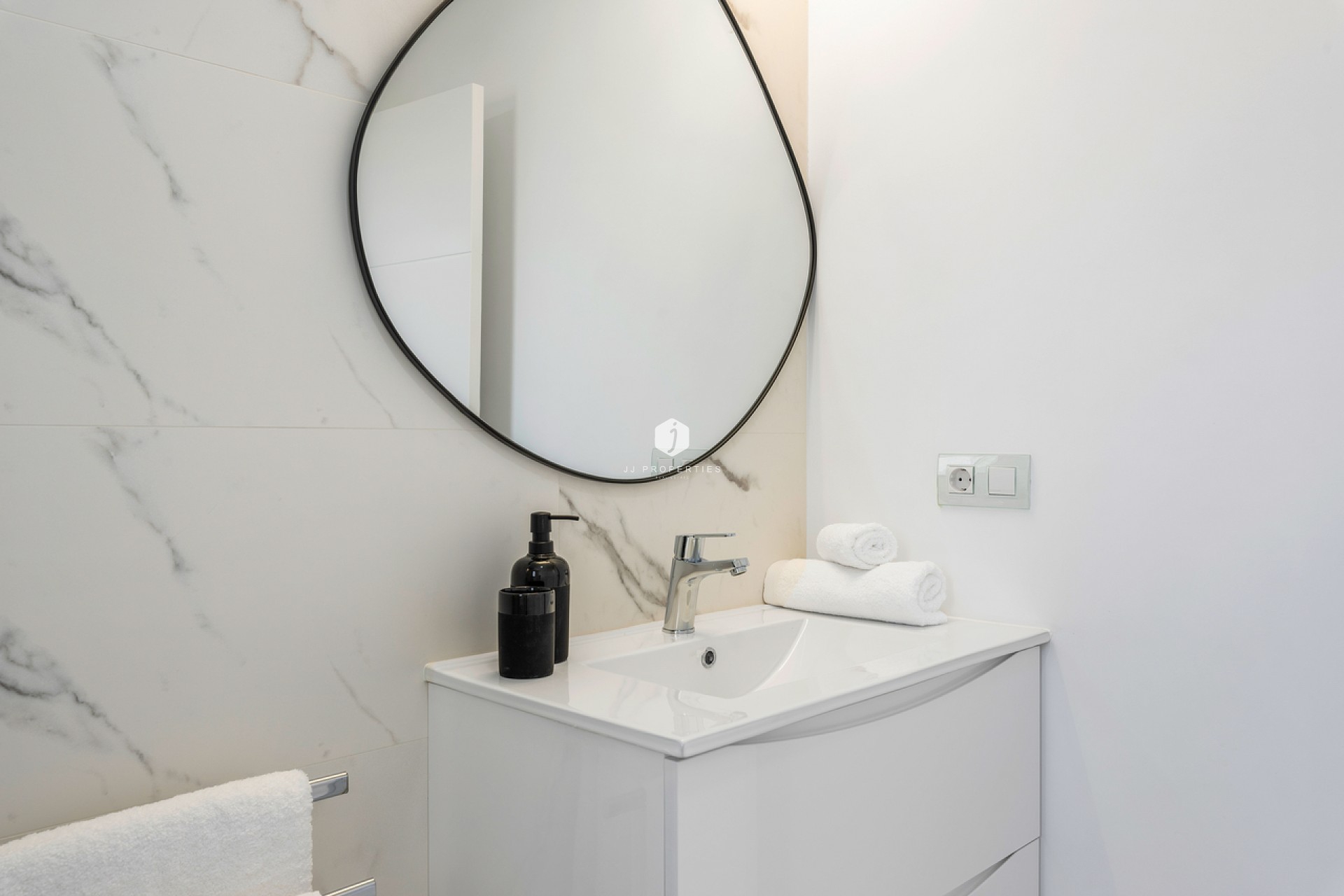 Tweedehands - Appartement / flat -
San Miguel de Salinas - Inland