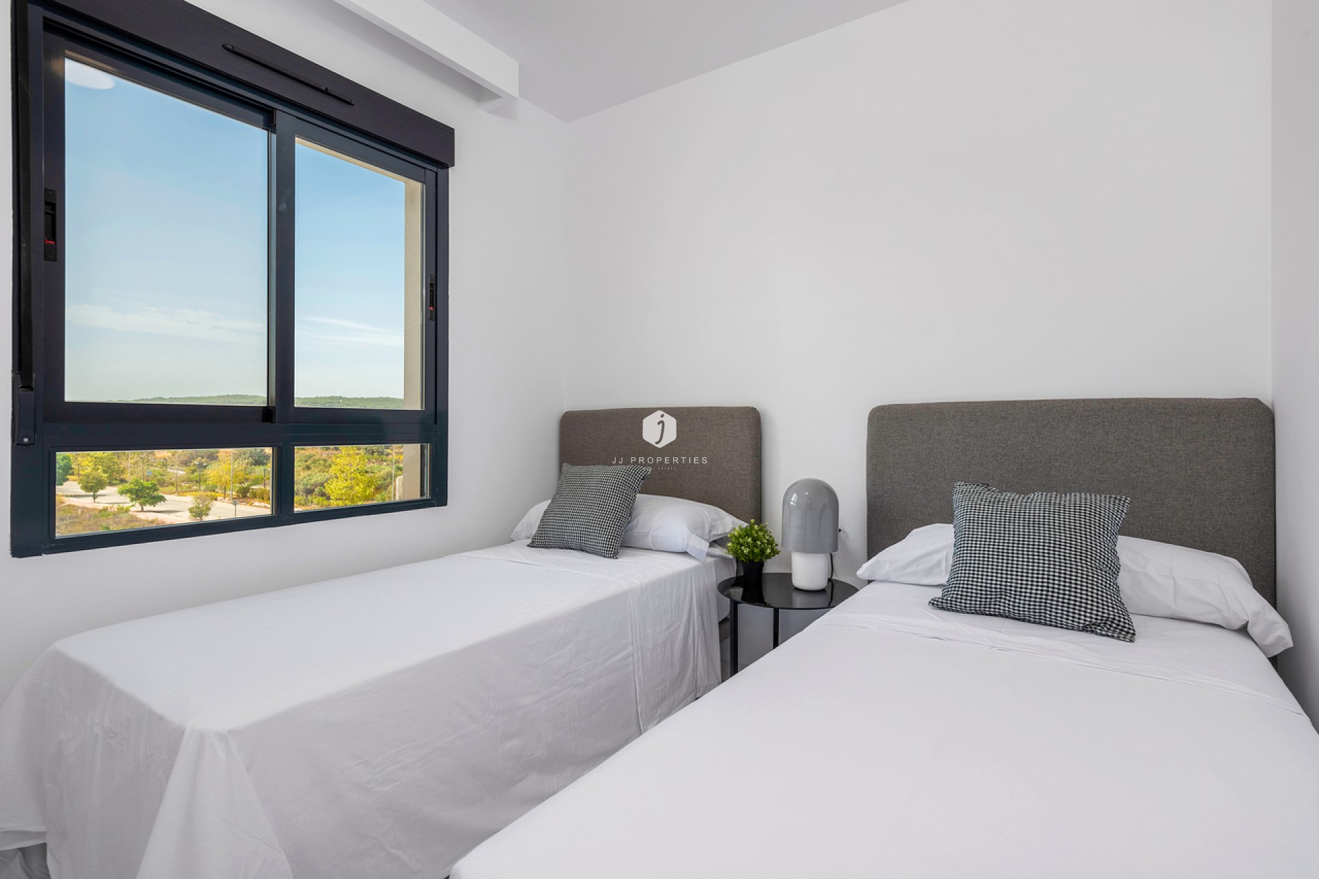 Tweedehands - Appartement / flat -
San Miguel de Salinas - Inland