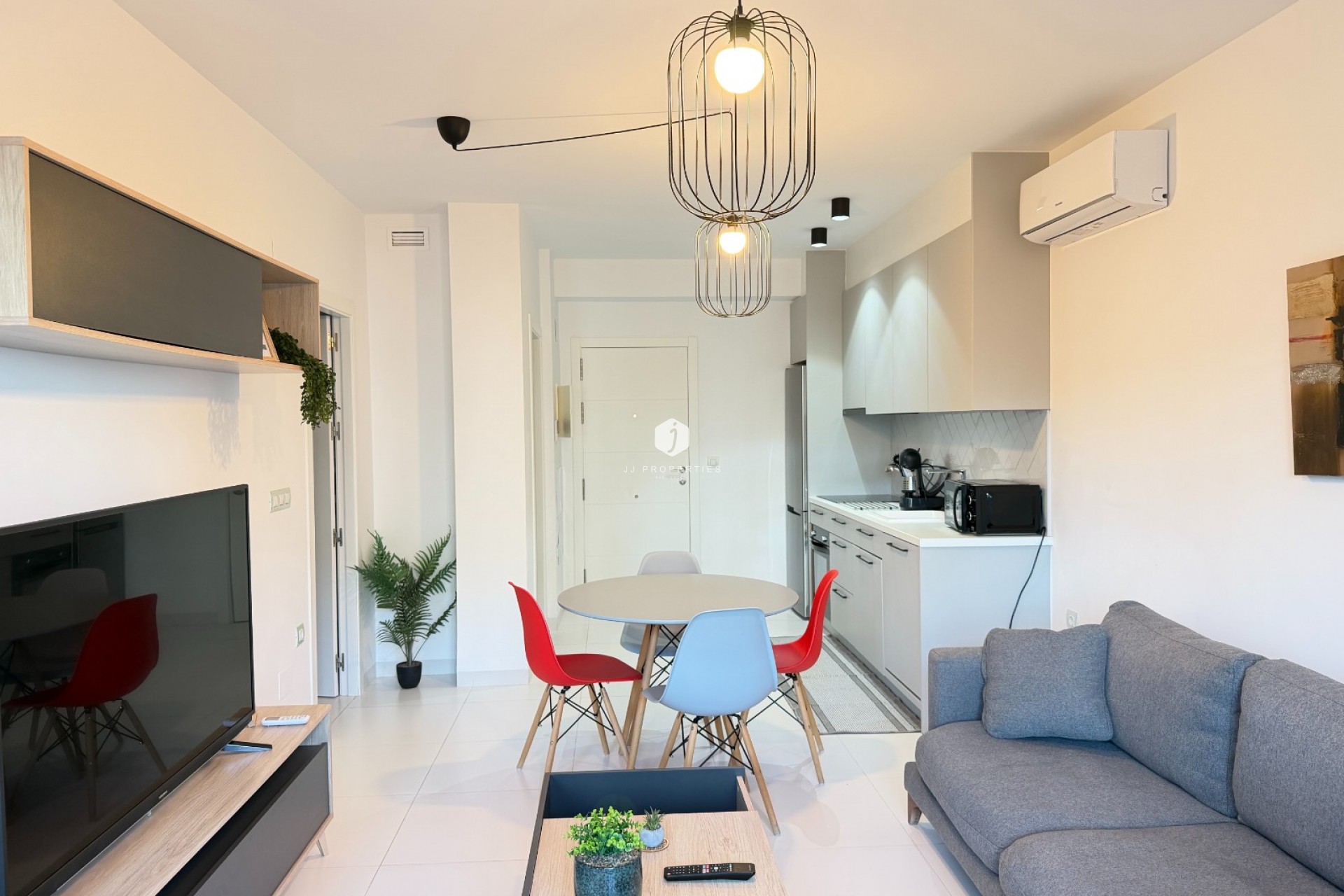 Tweedehands - Appartement / flat -
San Miguel de Salinas - Inland